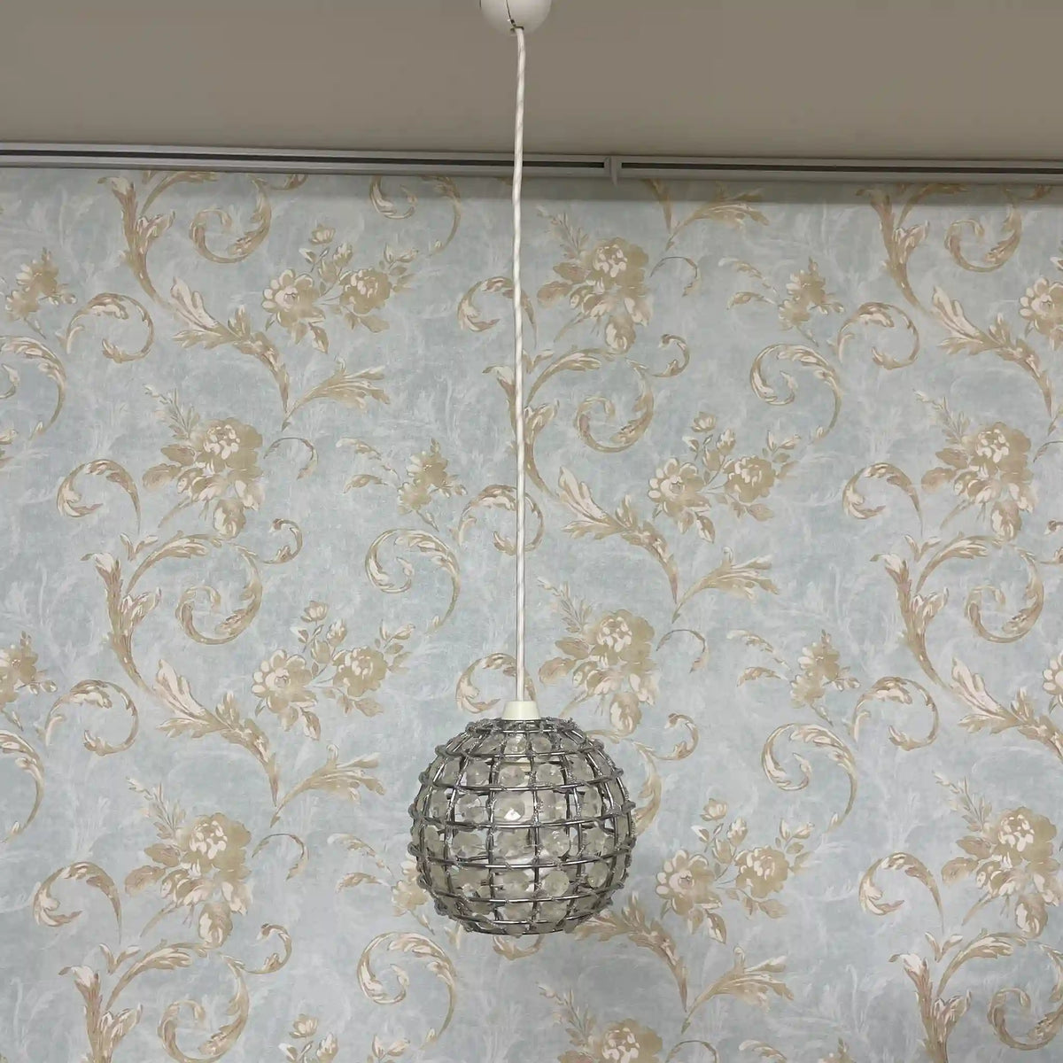 Pendant light (lighting) / elegant, glass beads, ceiling lighting, indirect lighting, mini chandelier / [Reuse]
