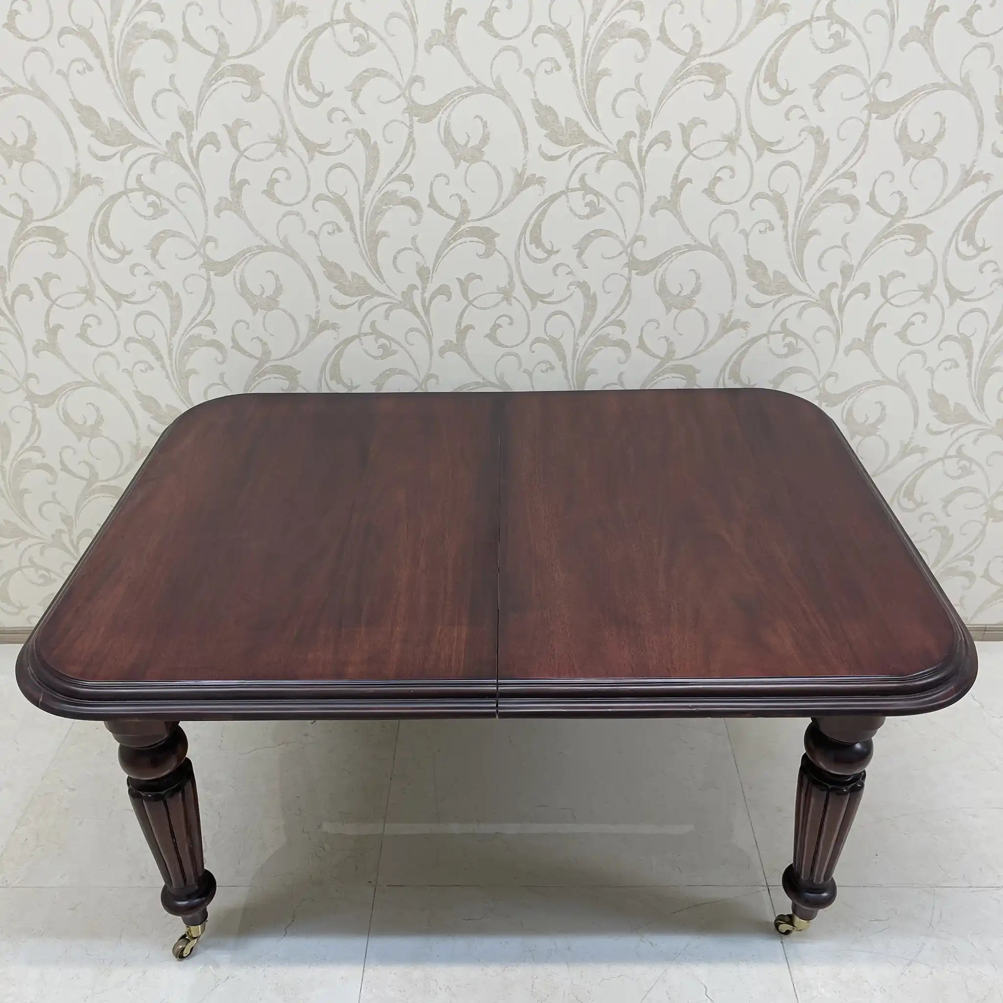 【アンティーク】 エクステンションダイニングテーブル / ウォールナット材 / イギリス