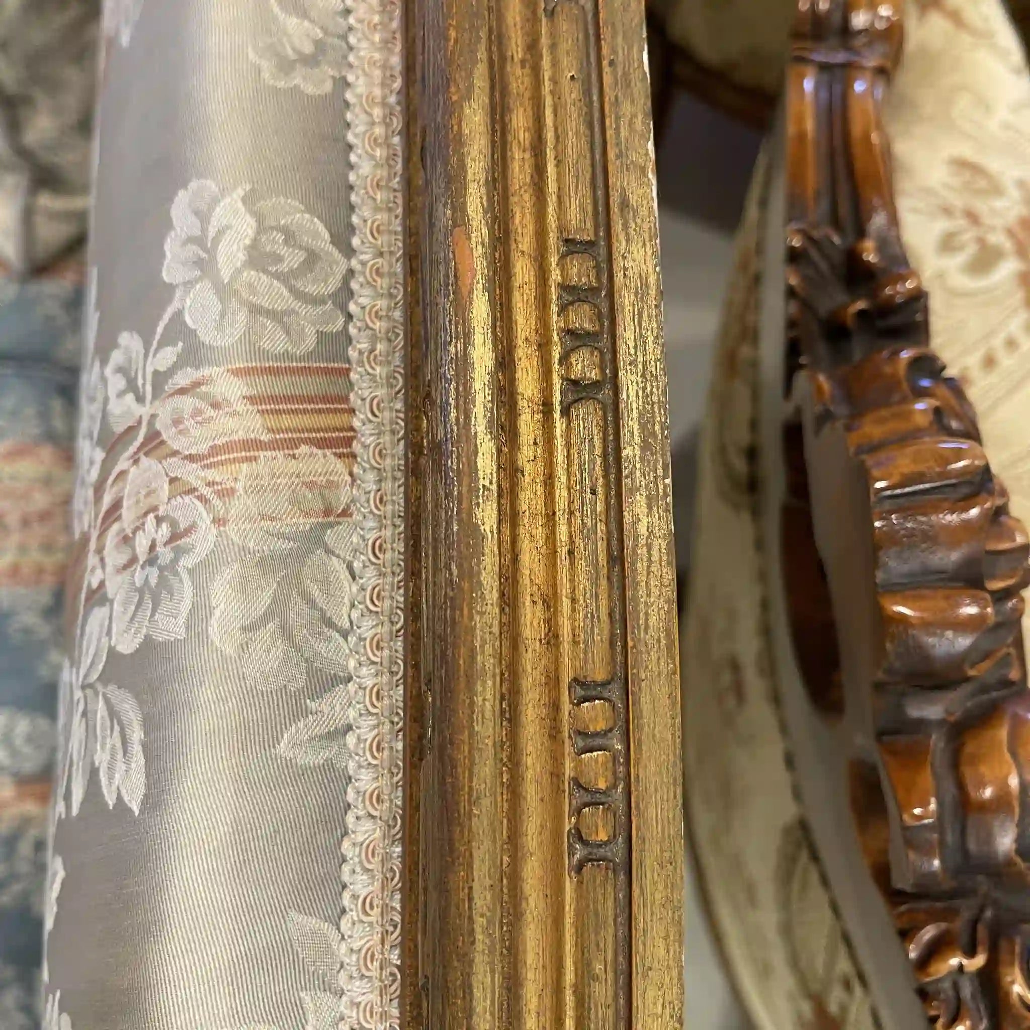 Vintage 3-seater sofa / Louis XVI style / Late 20th century (presumably) / Italian / Neoclassicism