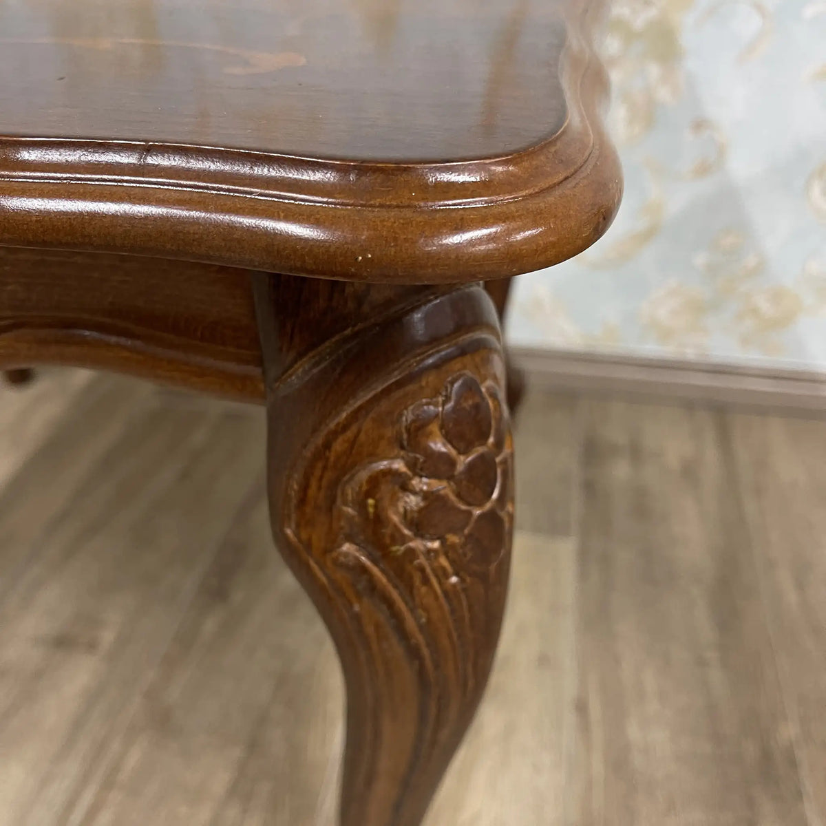 Low table / Italy / Inlay / [Antique]