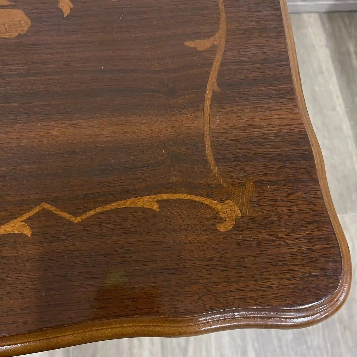 Low table / Italy / Inlay / [Antique]