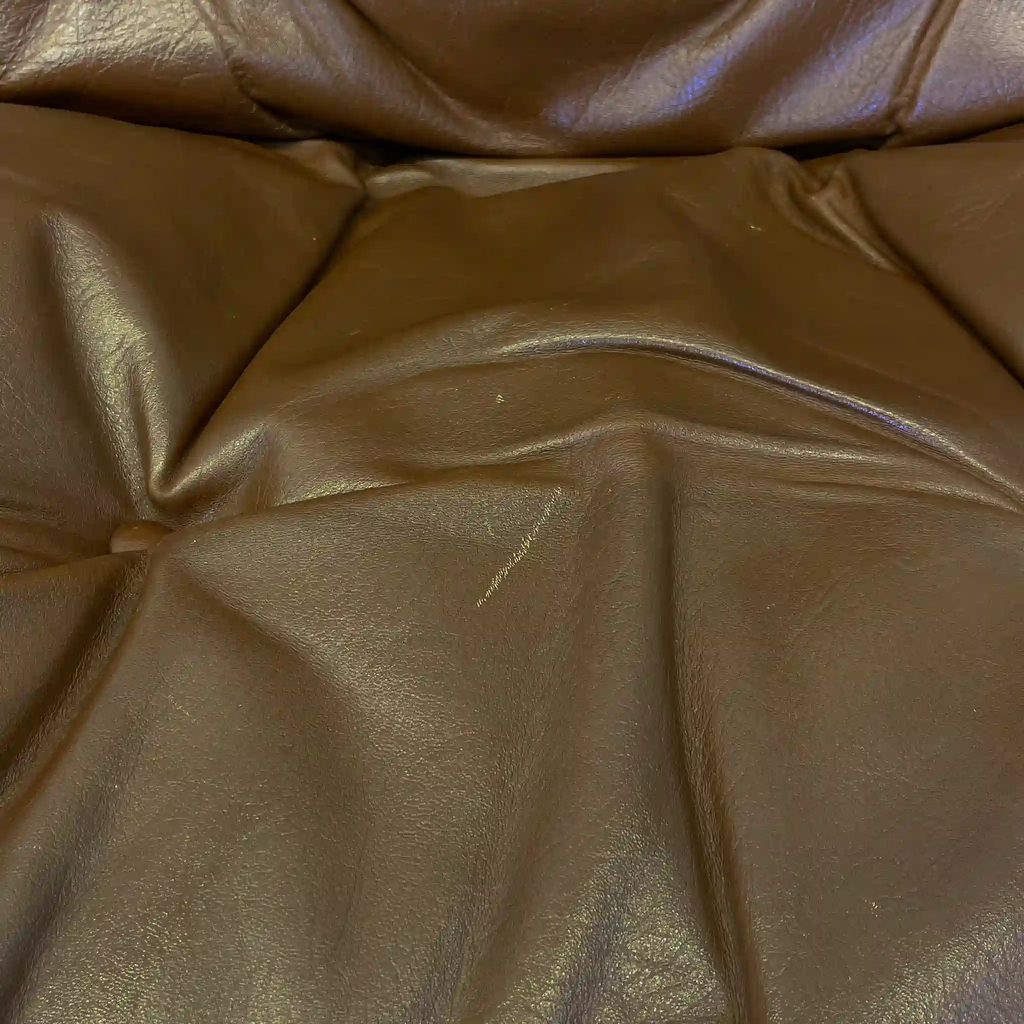 [Vintage] Lounge chair / westnofa furniture / 1960-1970s (estimated) / Genuine leather / Norway / Canvas suspension, button tufted leather