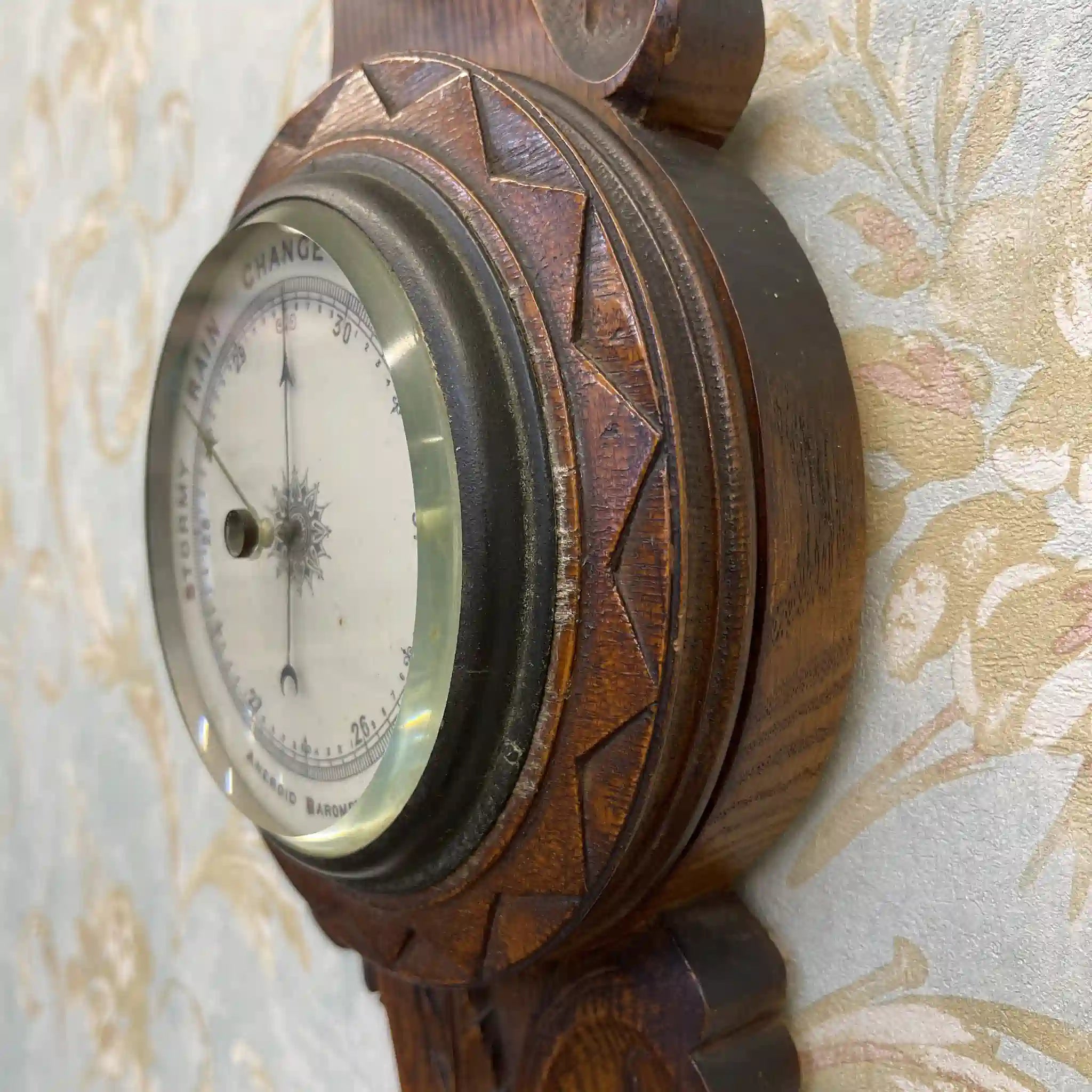 [Vintage] Aneroid barometer / Victorian style / Around 1900s (estimated) / Oak / England / With thermometer