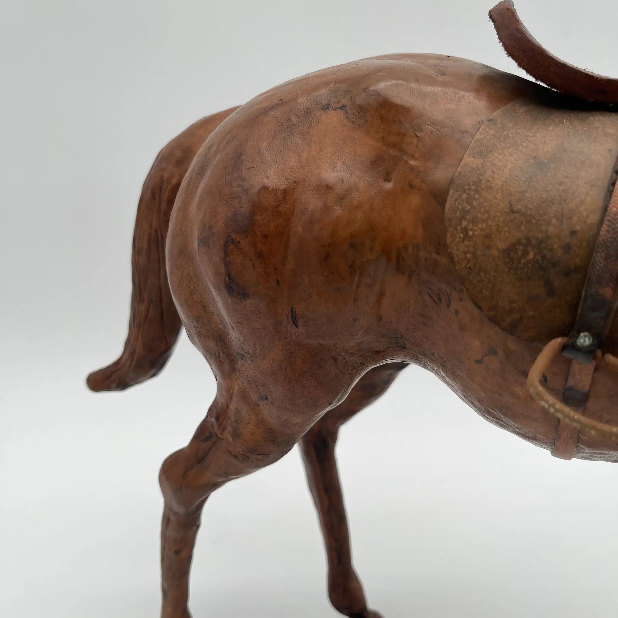 [Vintage] Object / "Horse" / 1970s (estimated) / Genuine leather / Europe / Hand stitched
