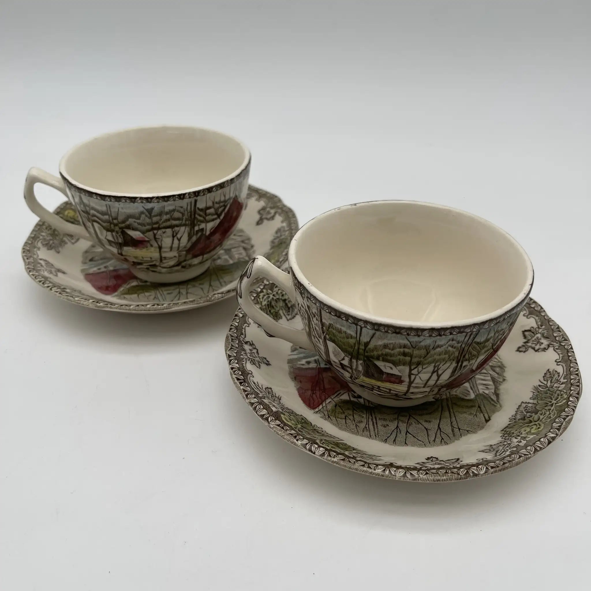 【ビンテージ】 カップ＆ソーサー2P / Johnson Brothers（ジョンソンブラザーズ) / The Friendly Village / The Ice House / 推定1950-1970年代 / アイアンストーン / イギリス / 銅版転写,雪景色