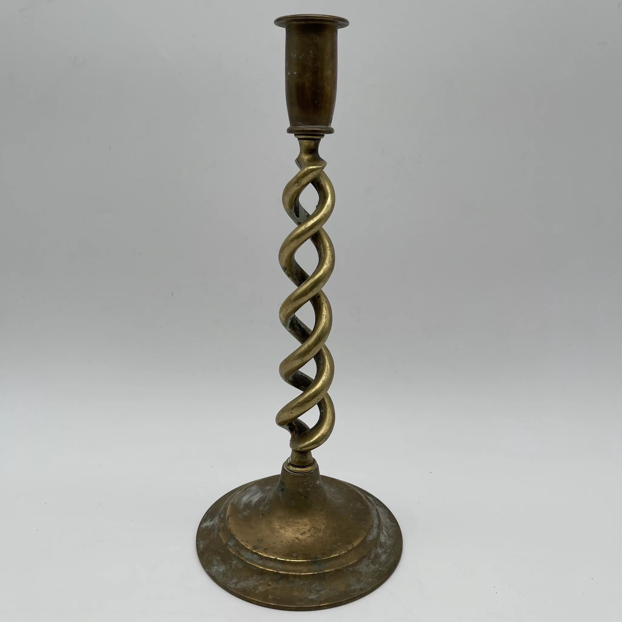 [Antique] Candle stand (candelabra) / Jacobean style / Estimated late 19th century / Brass / England / Barley Sugar Twist