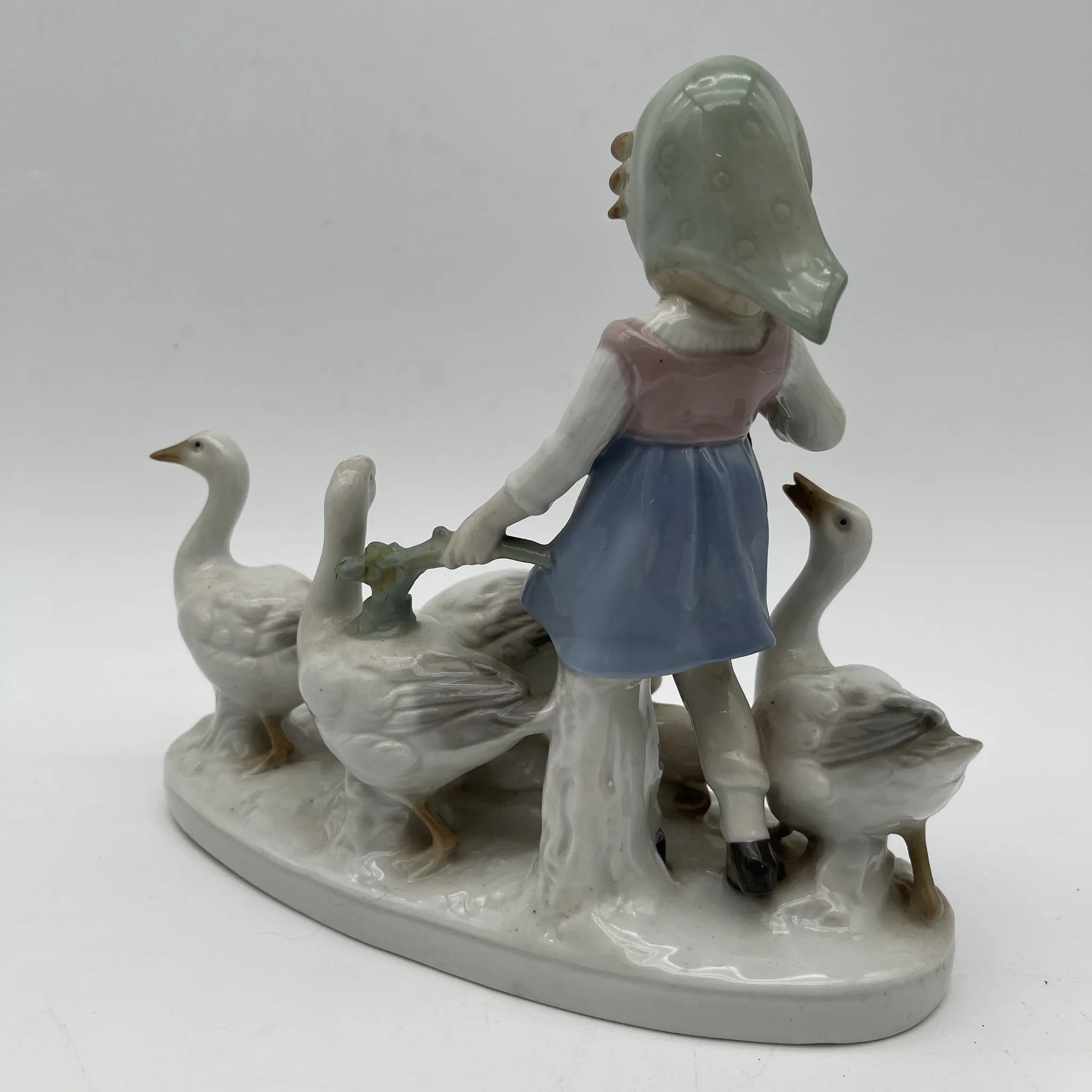 [Vintage] Figurine (ceramic doll) / Carl Scheidig / Gooseherd Girl / Estimated 1950-1970s / Porcelain / Germany / Hand painted, gloss finish