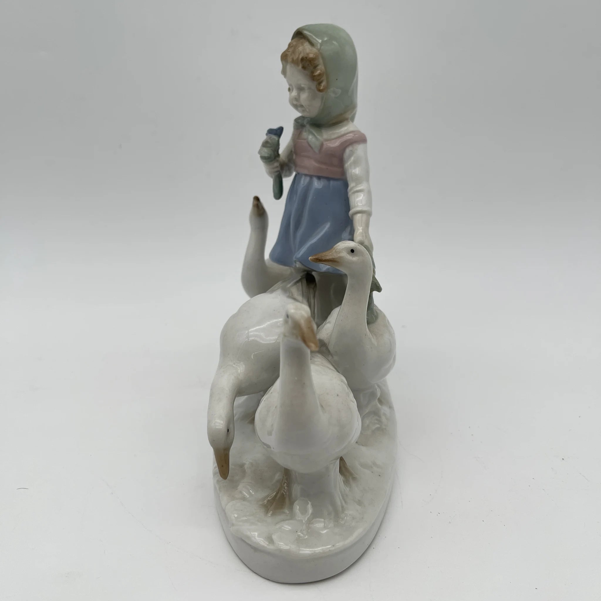[Vintage] Figurine (ceramic doll) / Carl Scheidig / Gooseherd Girl / Estimated 1950-1970s / Porcelain / Germany / Hand painted, gloss finish