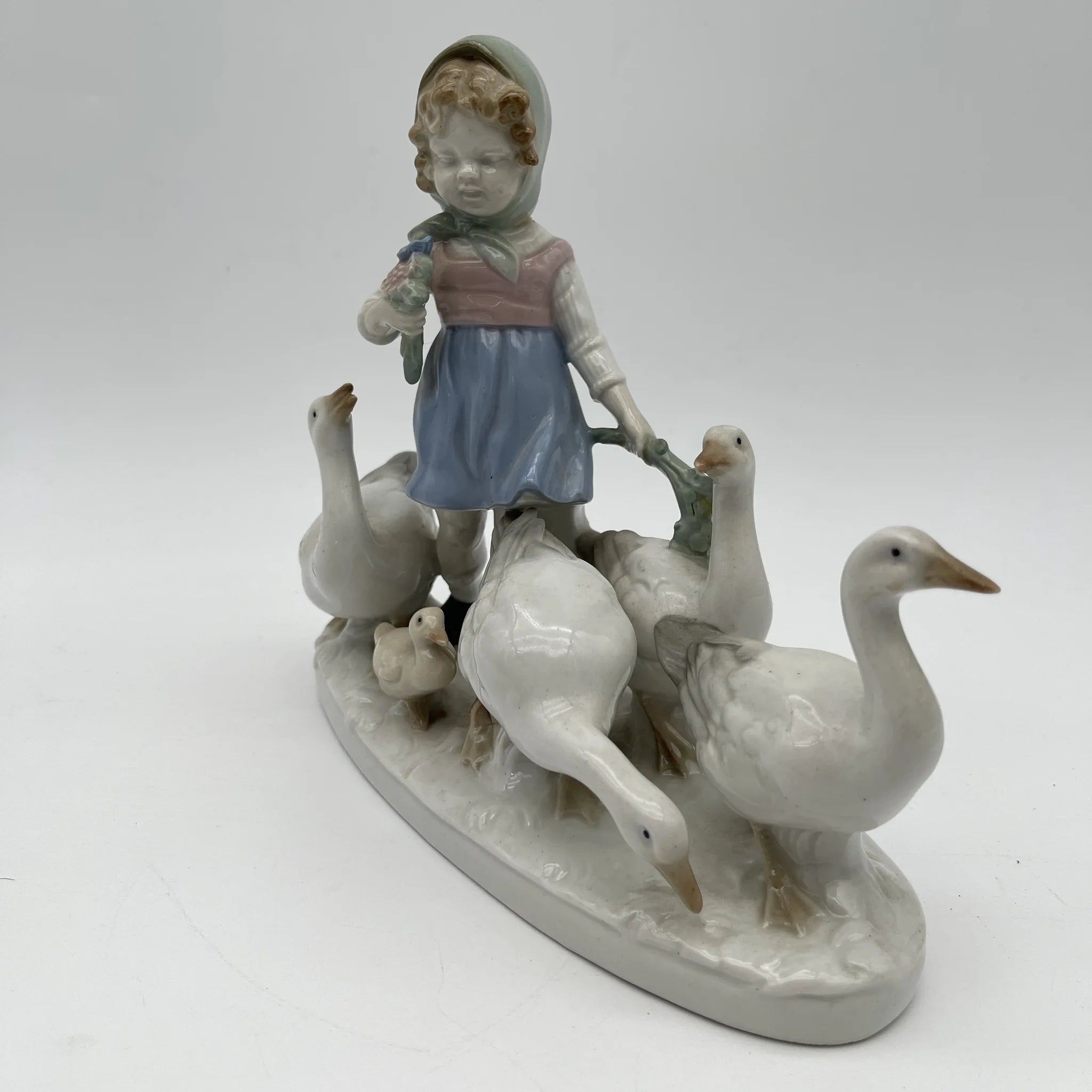 [Vintage] Figurine (ceramic doll) / Carl Scheidig / Gooseherd Girl / Estimated 1950-1970s / Porcelain / Germany / Hand painted, gloss finish