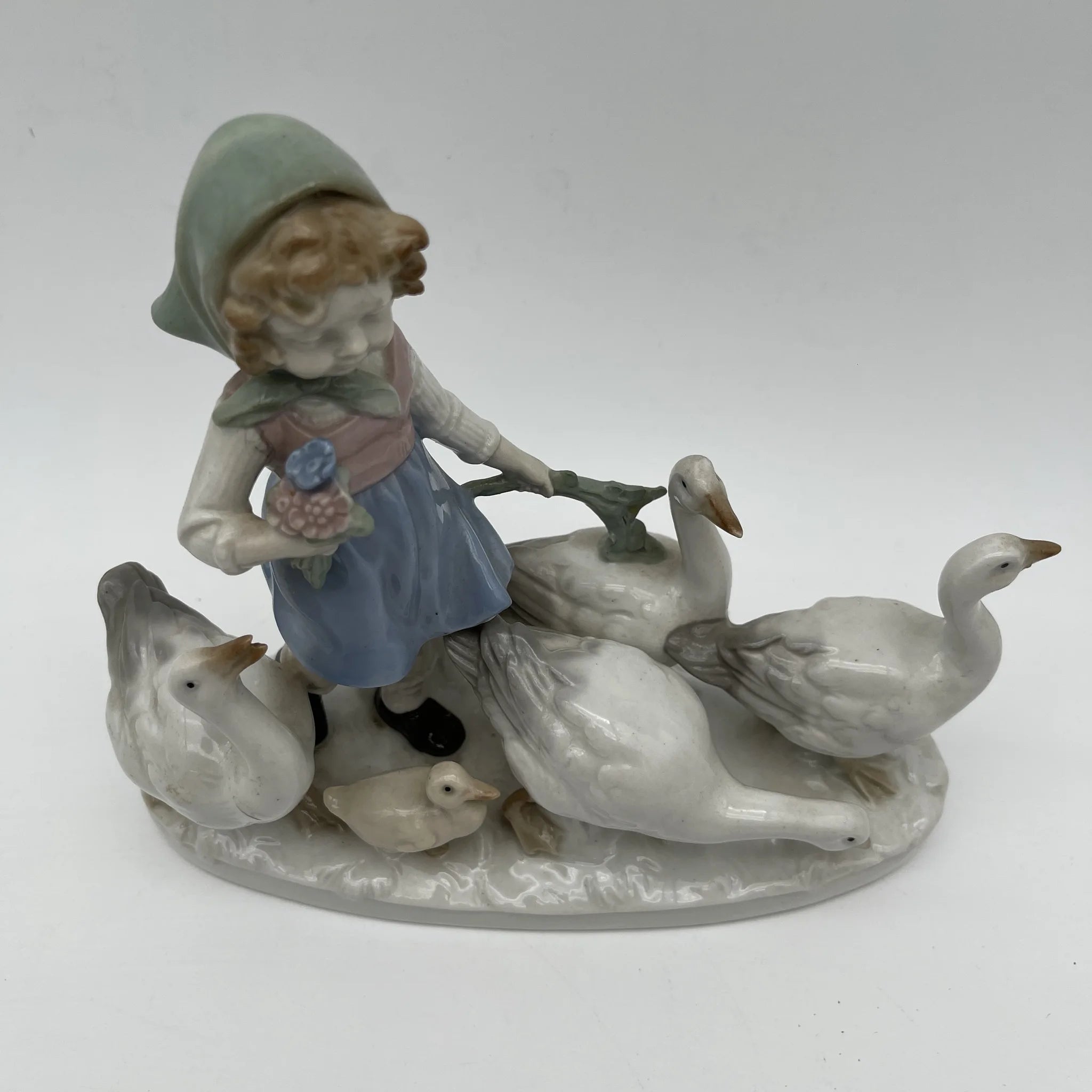 [Vintage] Figurine (ceramic doll) / Carl Scheidig / Gooseherd Girl / Estimated 1950-1970s / Porcelain / Germany / Hand painted, gloss finish