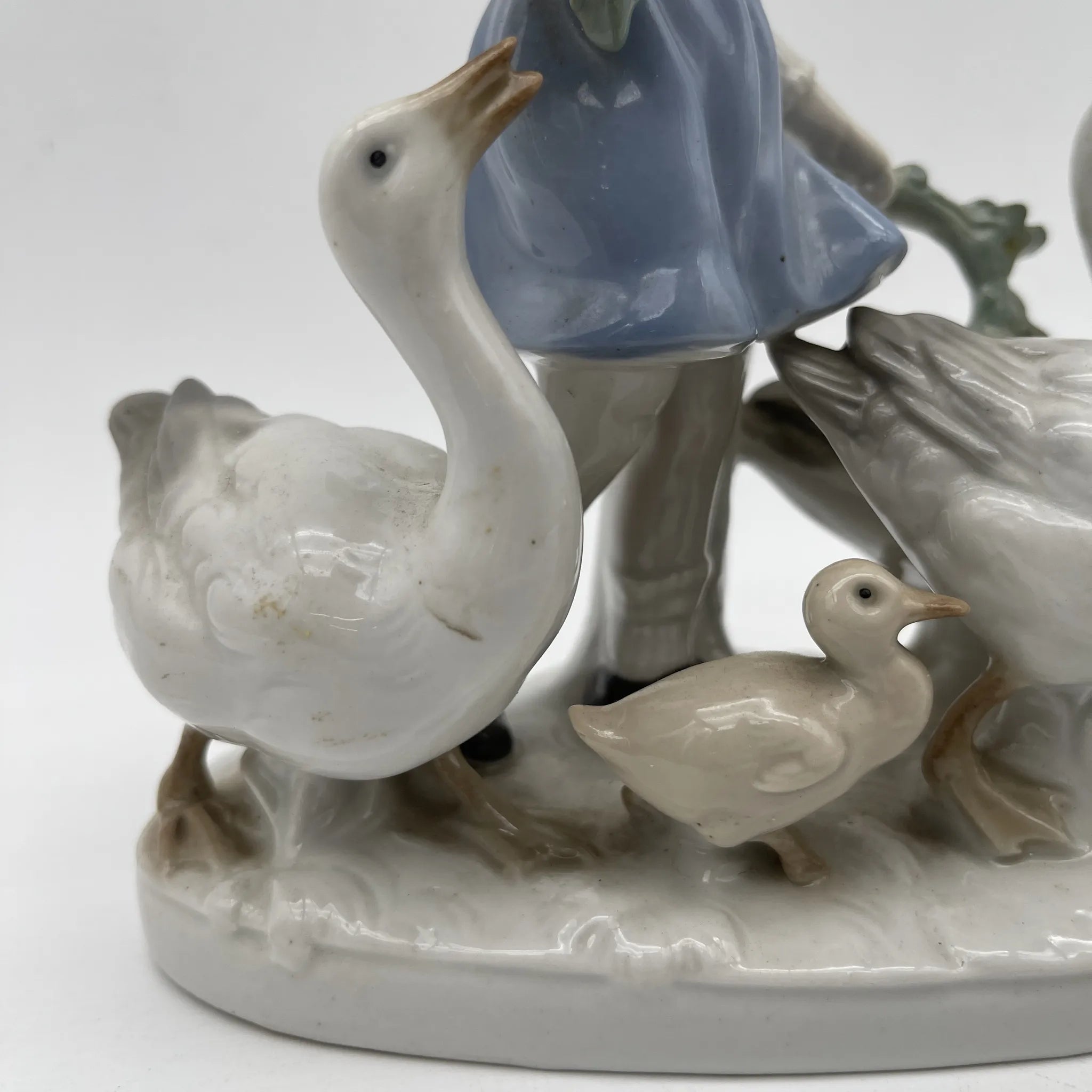 [Vintage] Figurine (ceramic doll) / Carl Scheidig / Gooseherd Girl / Estimated 1950-1970s / Porcelain / Germany / Hand painted, gloss finish