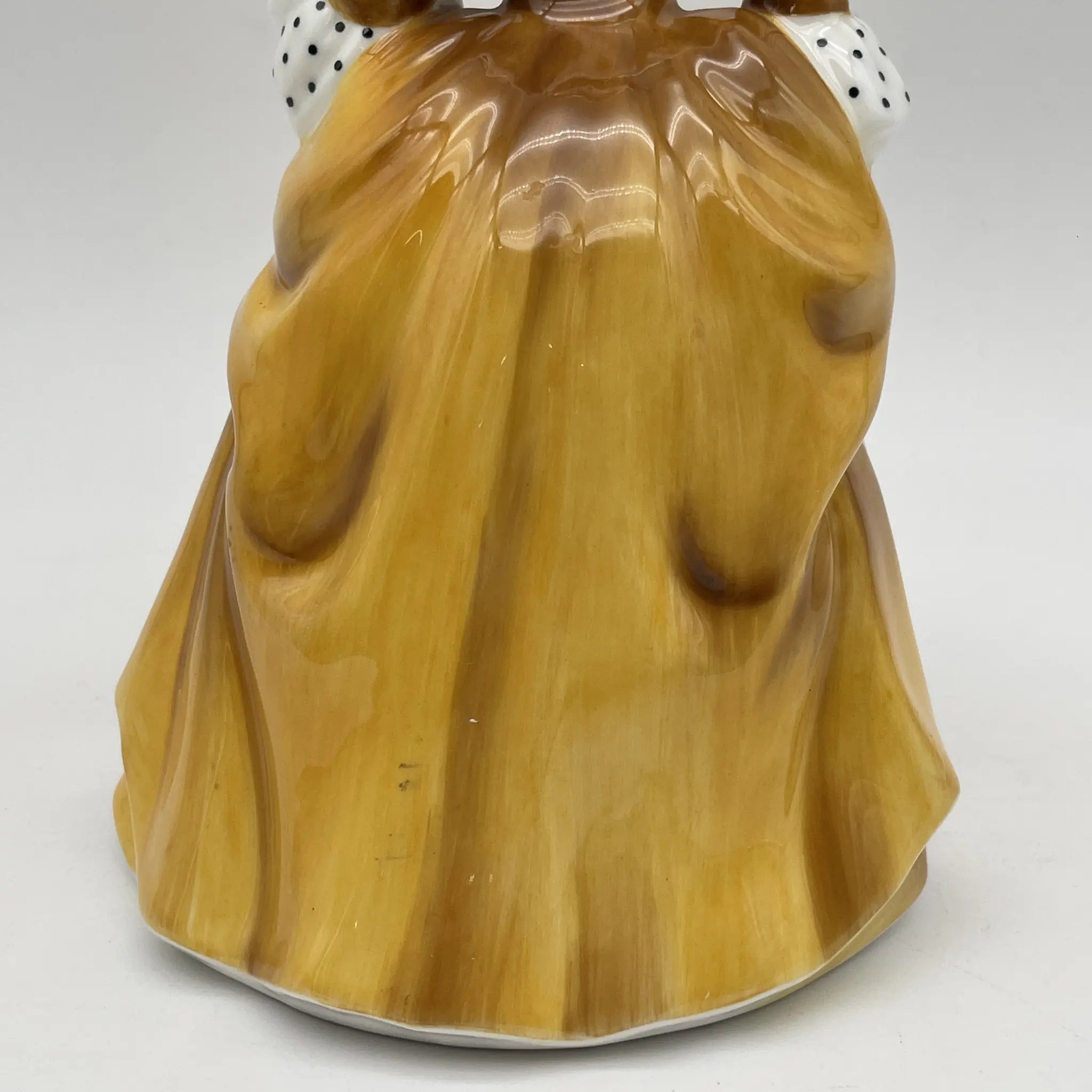 [Vintage] Figurine (Ceramic Doll) / Royal Doulton / Sandra / Estimated 1970-1990s / Bone China / England / Hand Painted