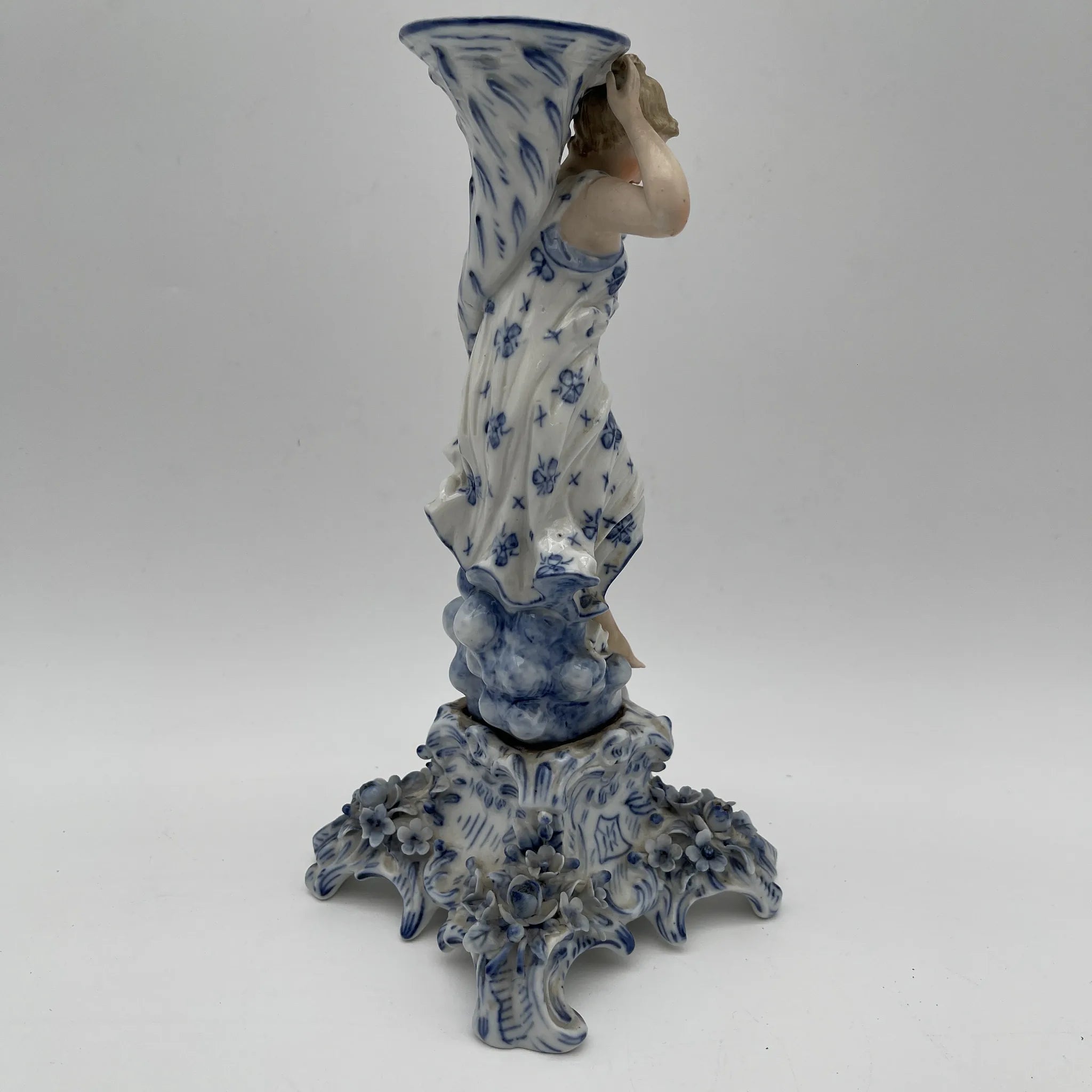 [Vintage] Candle stand (candelabra) / Estimated 1950-170s / Porcelain / England / Hand painted
