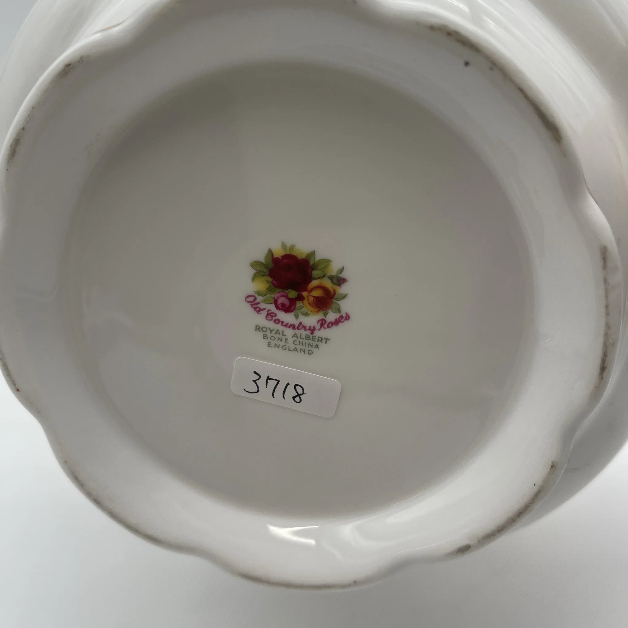 【复古】茶壶/ Royal Albert / Old Country Roses / 1962-1973年/ Bone China /英国/蒙特罗舍普， 植物艺术，金彩