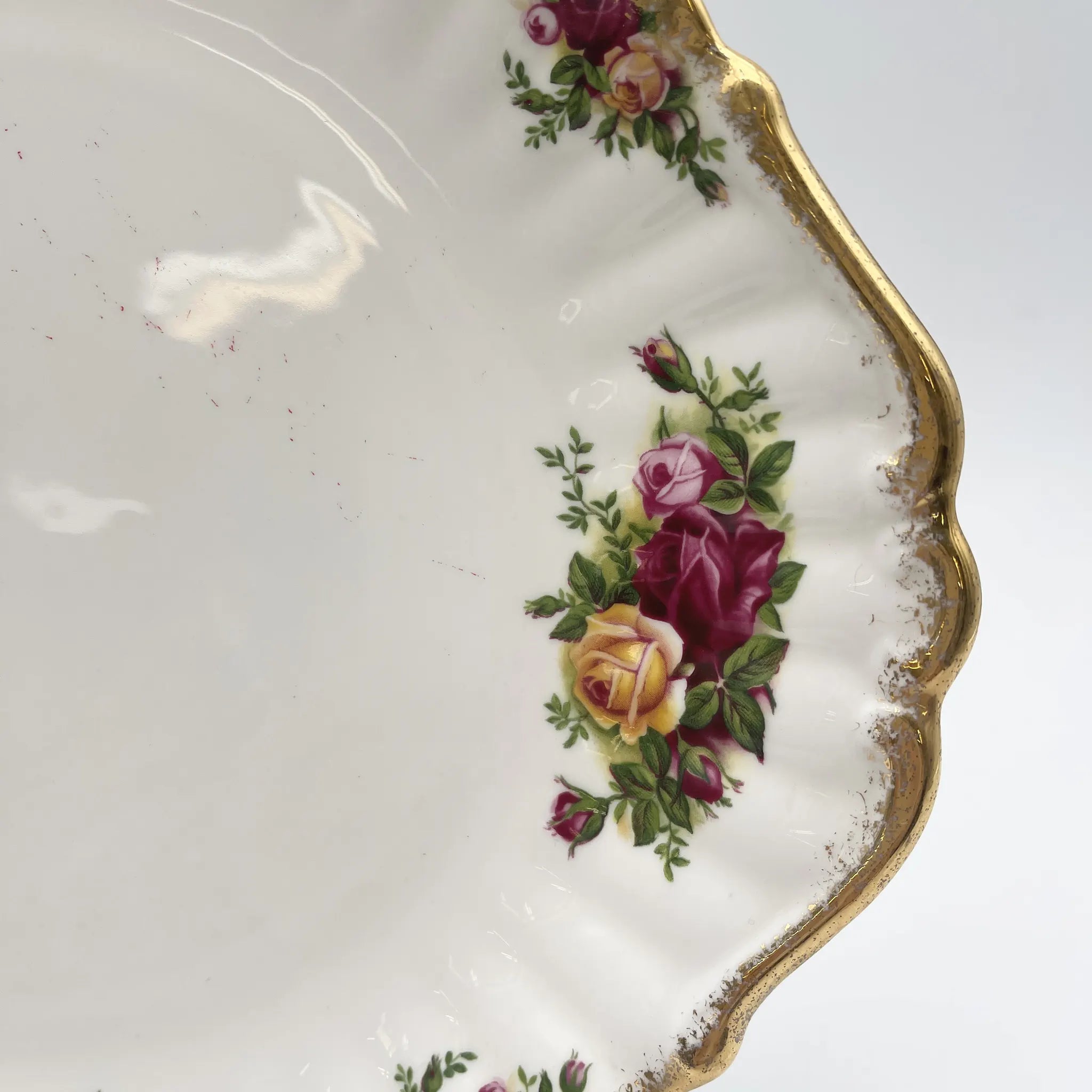 【复古】晚餐盘/ Royal Albert / Old Country Roses / 1973-1993年/ Bone China /英国/ 彩色边缘，植物艺术，金彩