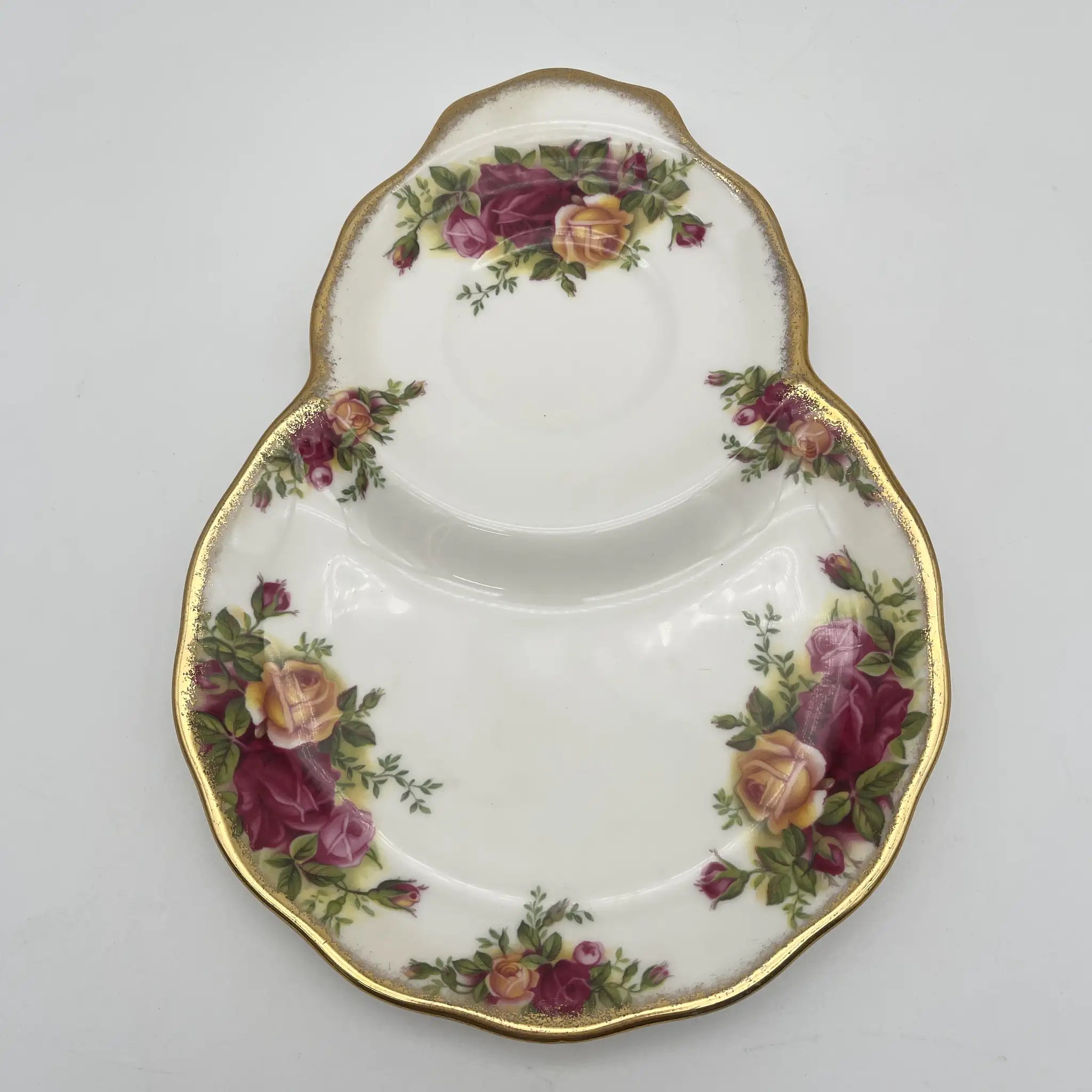 【复古】网球组板/ Royal Albert / Old Country Roses / 1962-1973年/ Bone China /英国/ 缩进板，宝石艺术，金彩