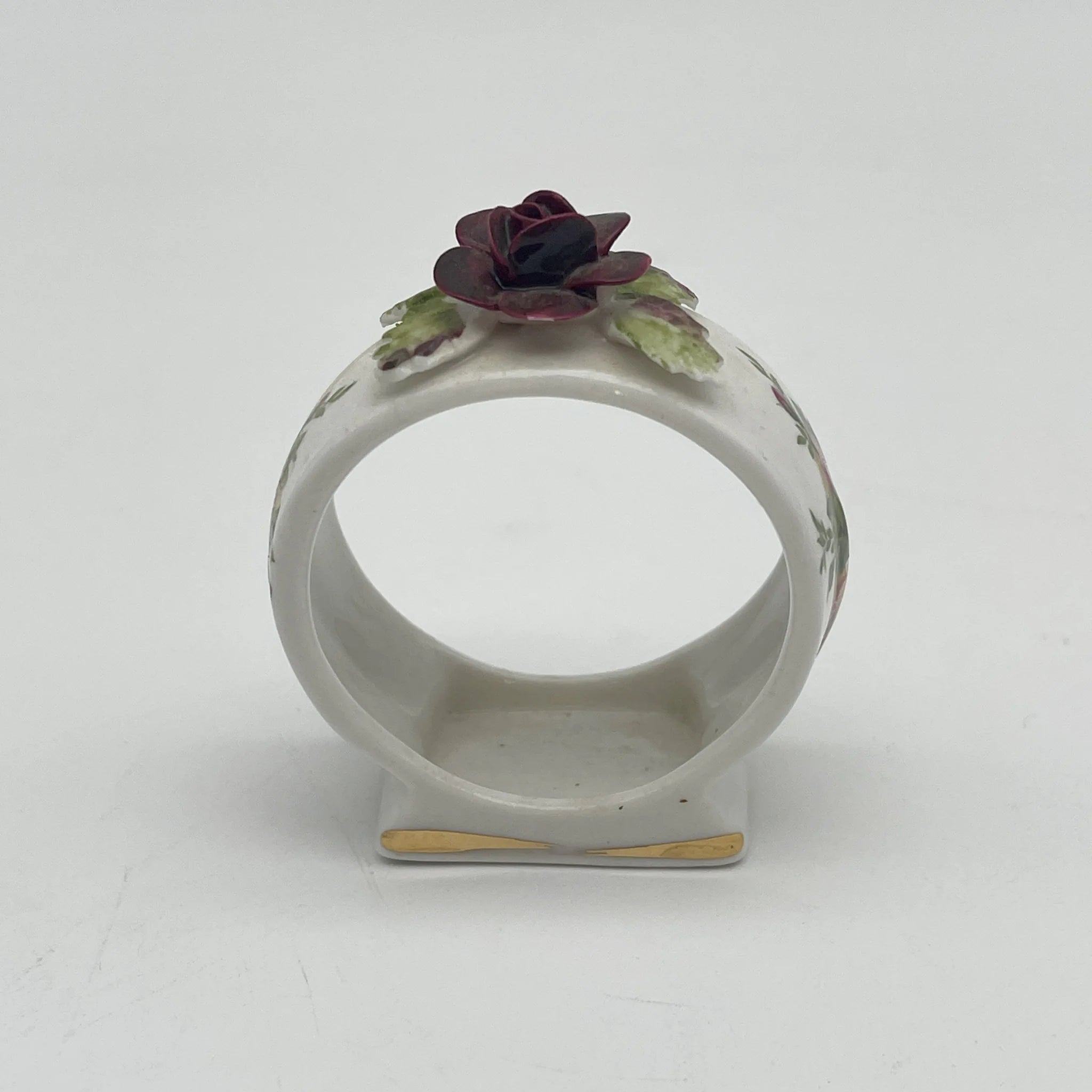 [Vintage] Napkin ring / Royal Albert / Old Country Roses / 1973-1993 / Bone China / England / Ceramic flowers, British country, botanical art
