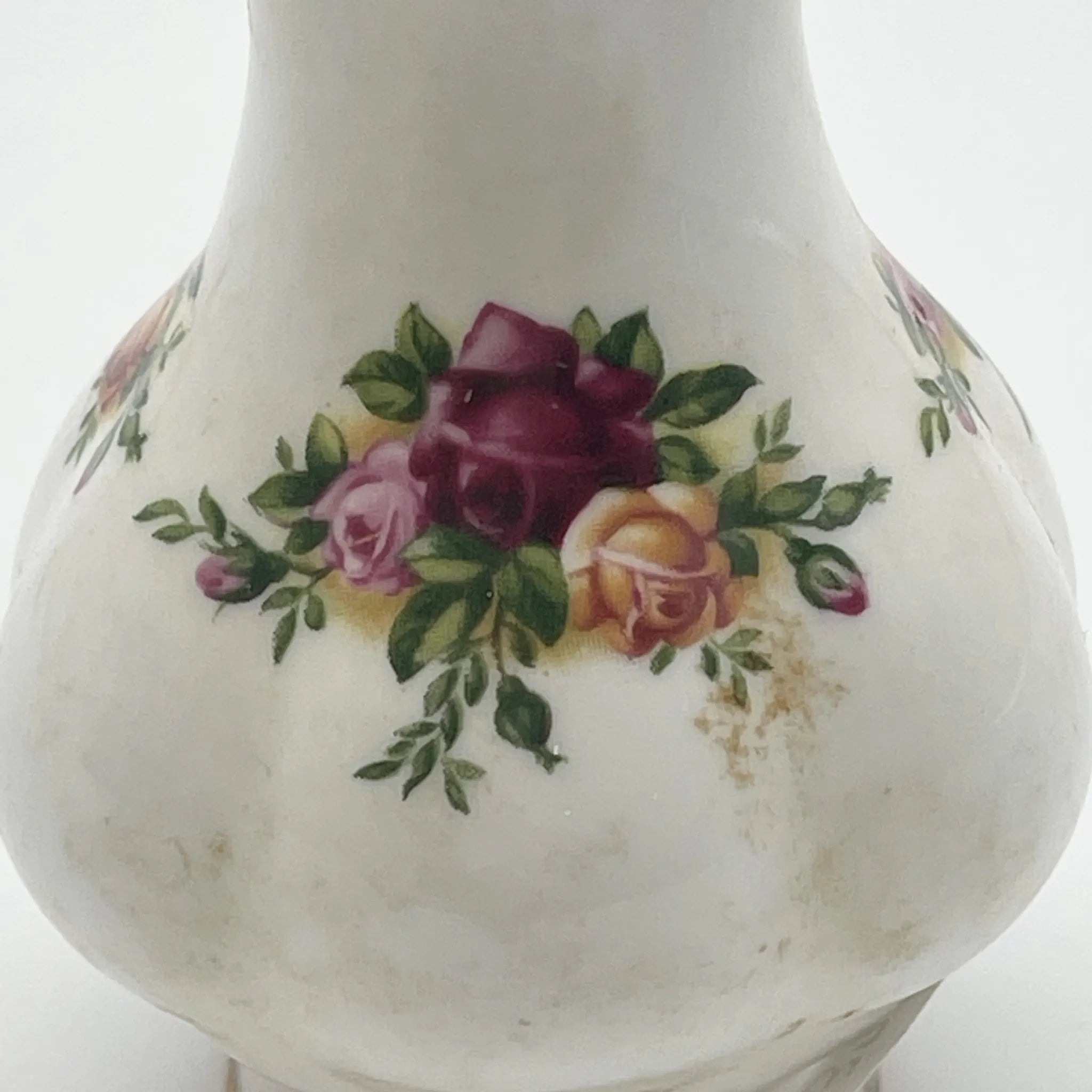 皇家阿尔伯特/ Old Country Roses / 1970-1990年代/ Bone China /英国/ 蒙特罗形状，植物艺术，金彩