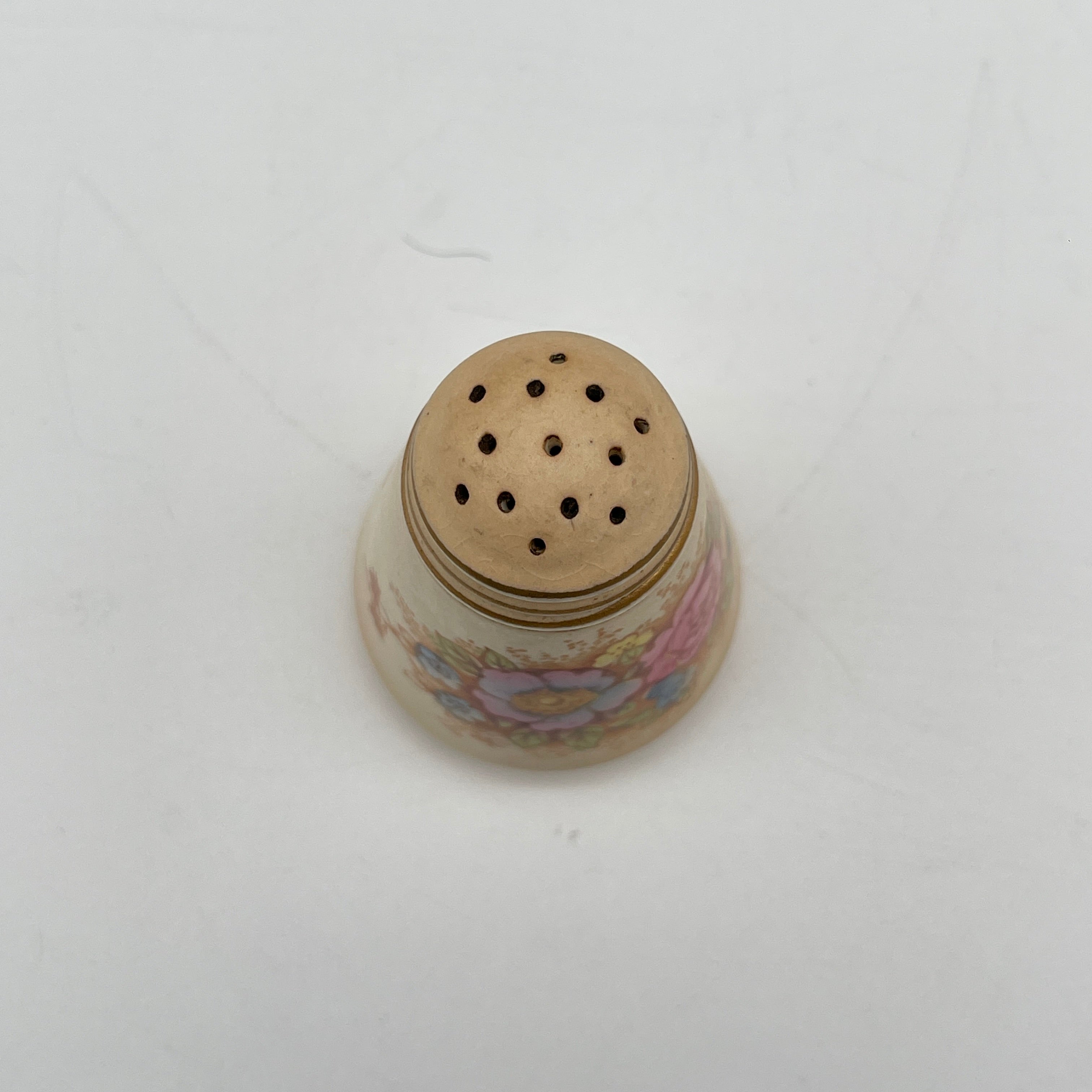 [Antique] Seasoning container 3P / Crown Devon / 1910-1920s (estimated) / Pottery / England / Sugar sifter, salt shaker, mustard pot