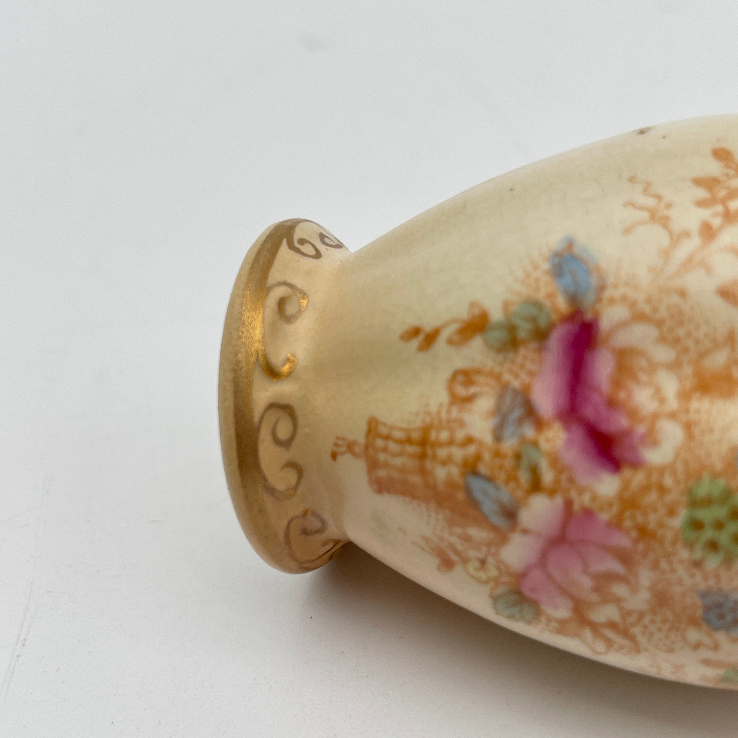 [Antique] Seasoning container 3P / Crown Devon / 1910-1920s (estimated) / Pottery / England / Sugar sifter, salt shaker, mustard pot