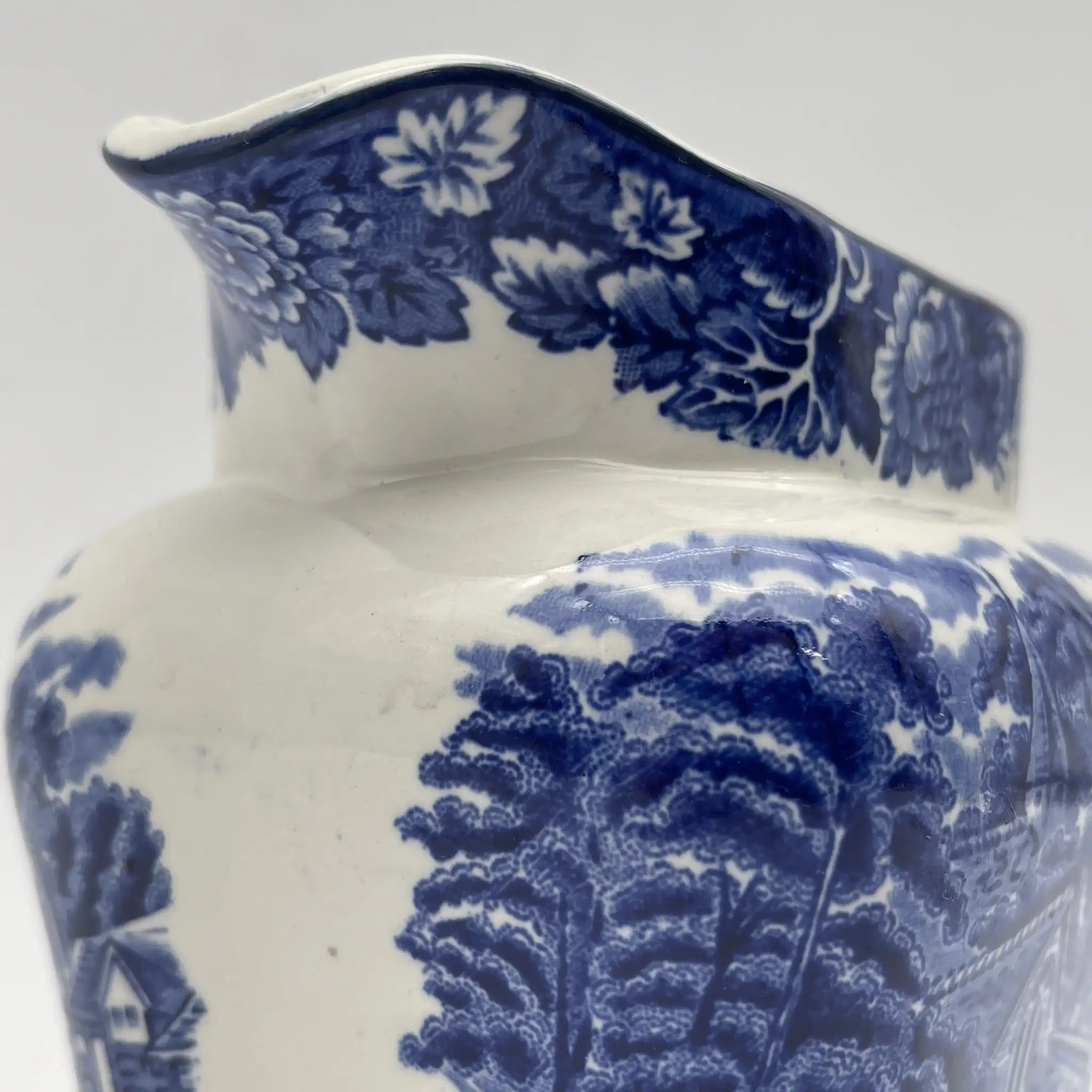 【アンティーク】 クリーマー (ミルクピッチャー) / Wood＆Sons (ウッド&サンズ) / English Scenery / 1920-1940年代 (推定) / アイアンストーン / イギリス / ブルー＆ホワイト, 銅版転写, 英国田園風景