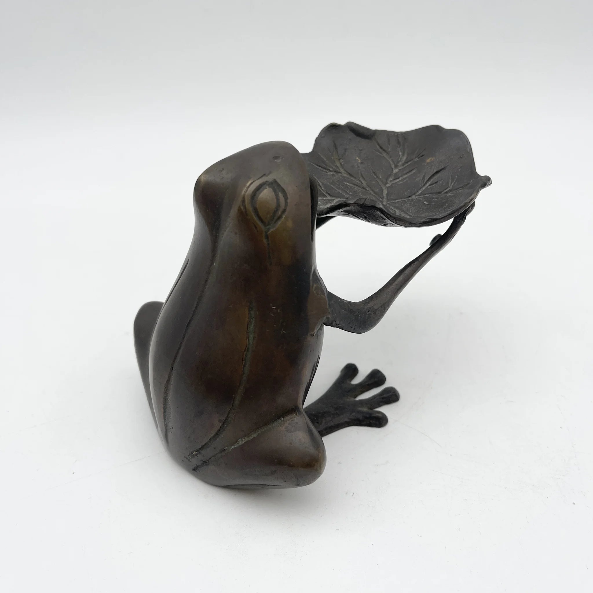 [Vintage] Object (figurine) / Frog with lotus leaf / Bronze / Japan