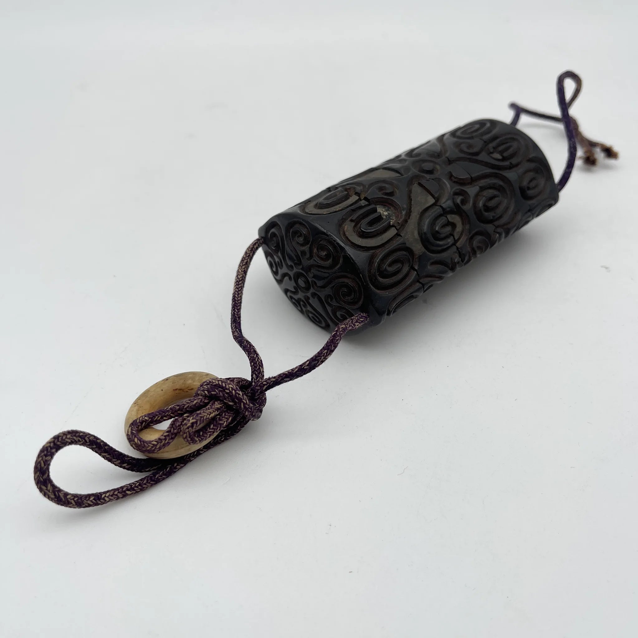 【骨董品】 印籠 / 江戸末期-明治 (推定) / 漆器 / 日本 / 屈輪彫り