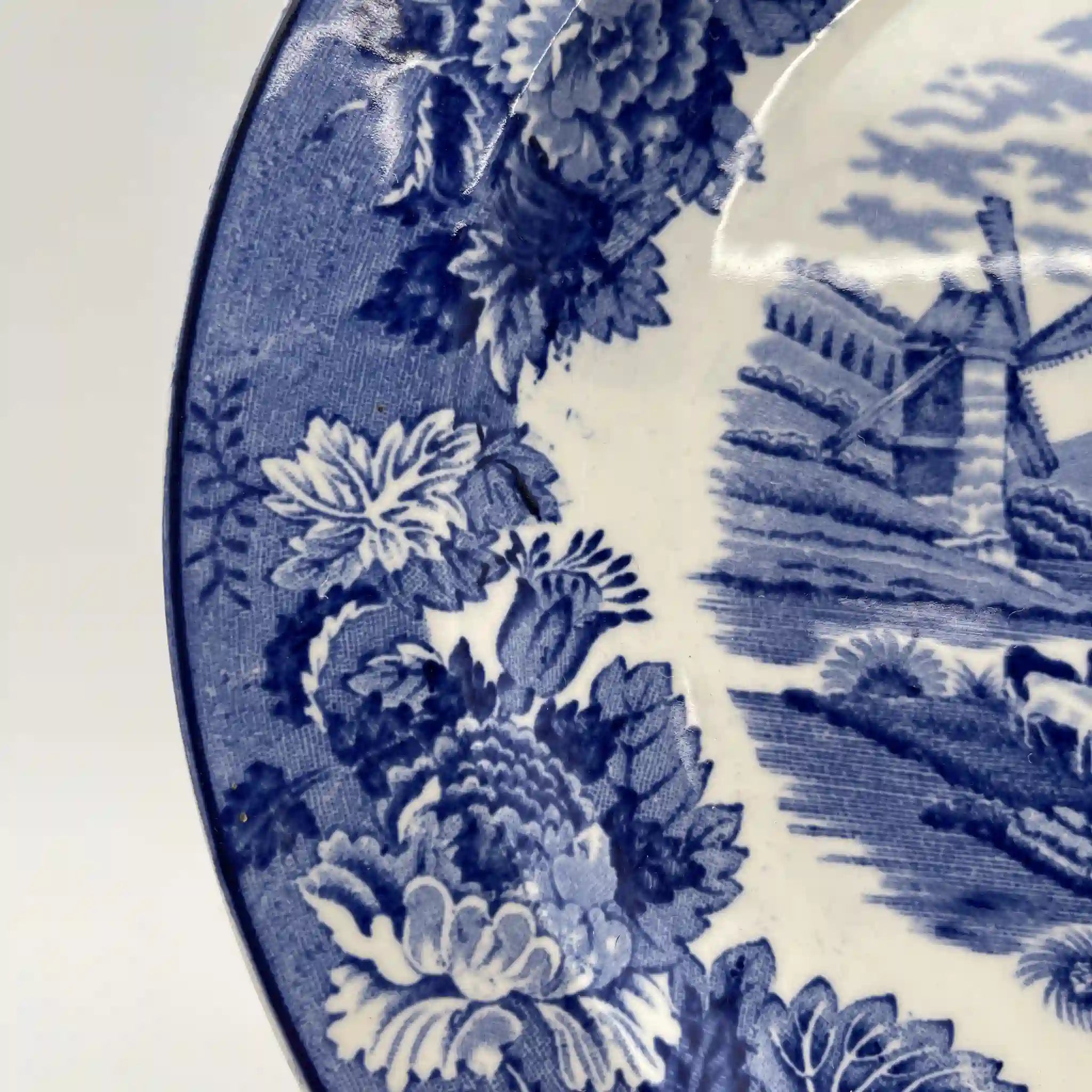 [Vintage] Dinner plate (main plate) / Wood & Sons / English Scenery / 1940-1960s (estimated) / Ironstone / England / Blue & White, Copperplate transfer, British countryside scene