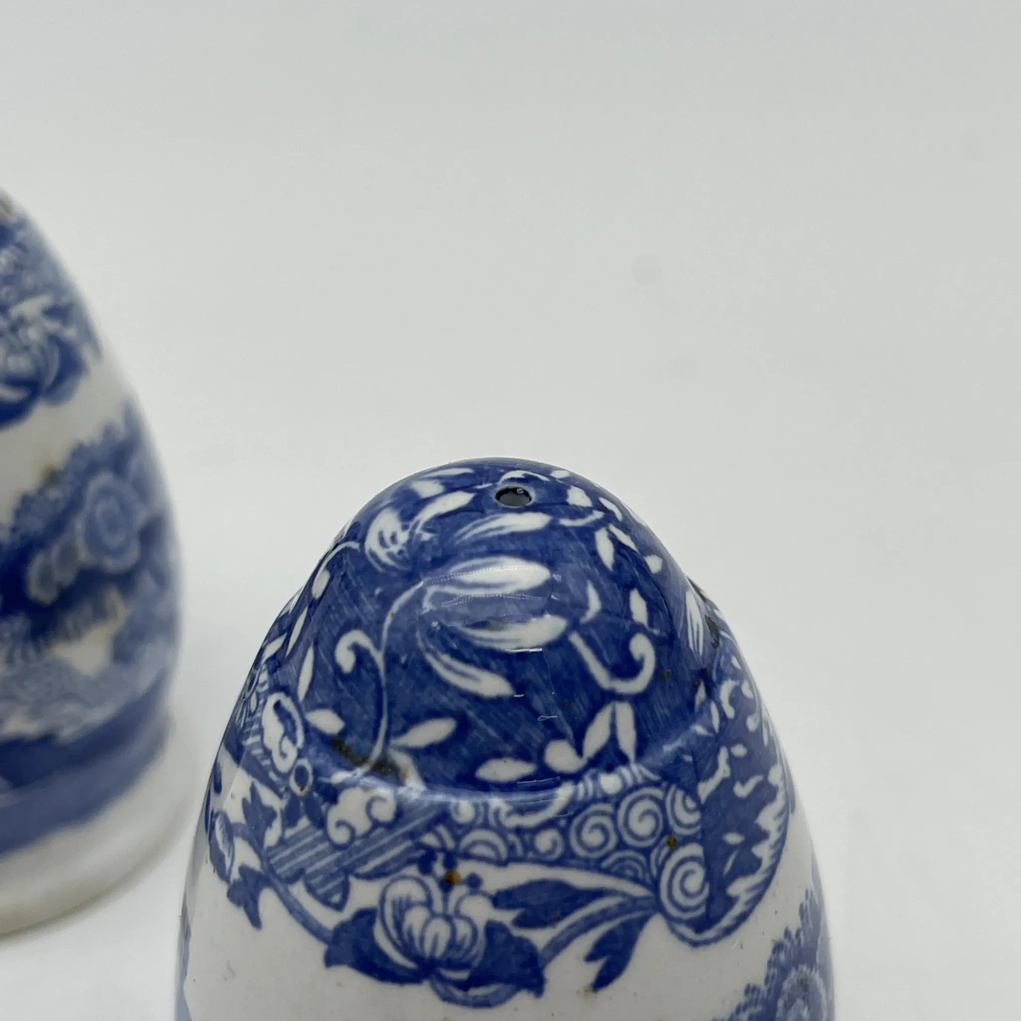 [Vintage] Salt & Pepper Shaker / Spode / Blue Italian / 1970-1990s (estimated) / Pottery / England / Blue & White, Copperplate transfer, Ancient Roman ruins