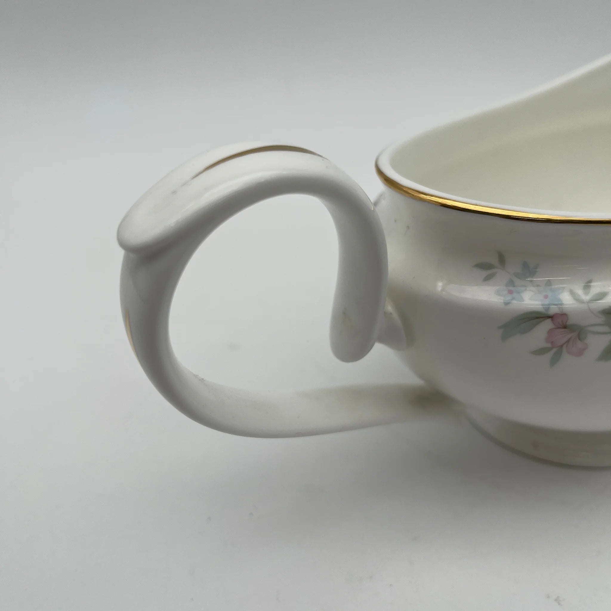 【复古】灰船(socier / source boat) / Mayfair / 1950-1980年代（推测）/ Fine Bone China /英国/ 小花图案，柔和色调，金彩
