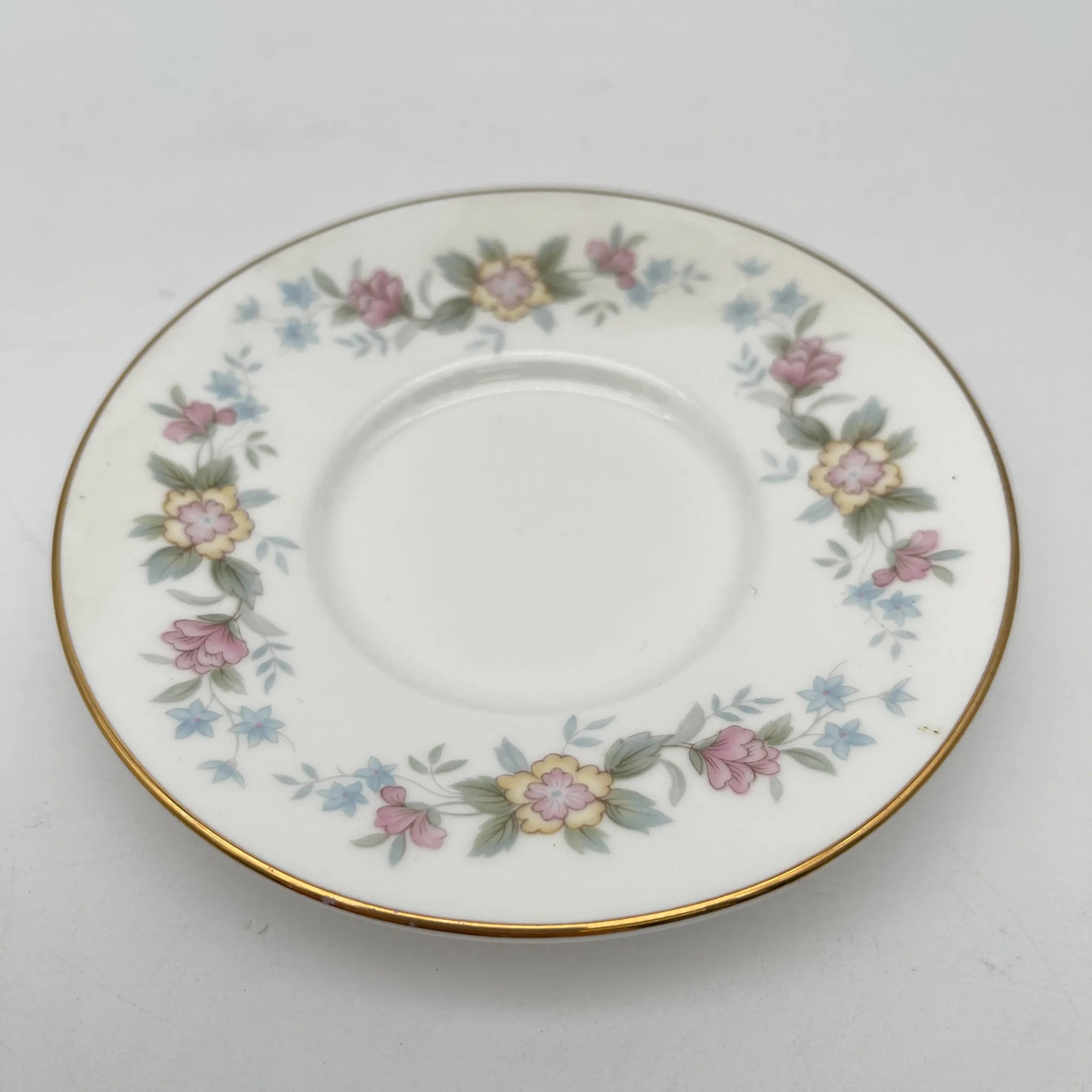 【复古】咖啡杯&茶托2p / Mayfair (Mayfair) / 1950-1980年代（推测）/ Fine Bone China /英国/小花花样， 柔和色调，金彩