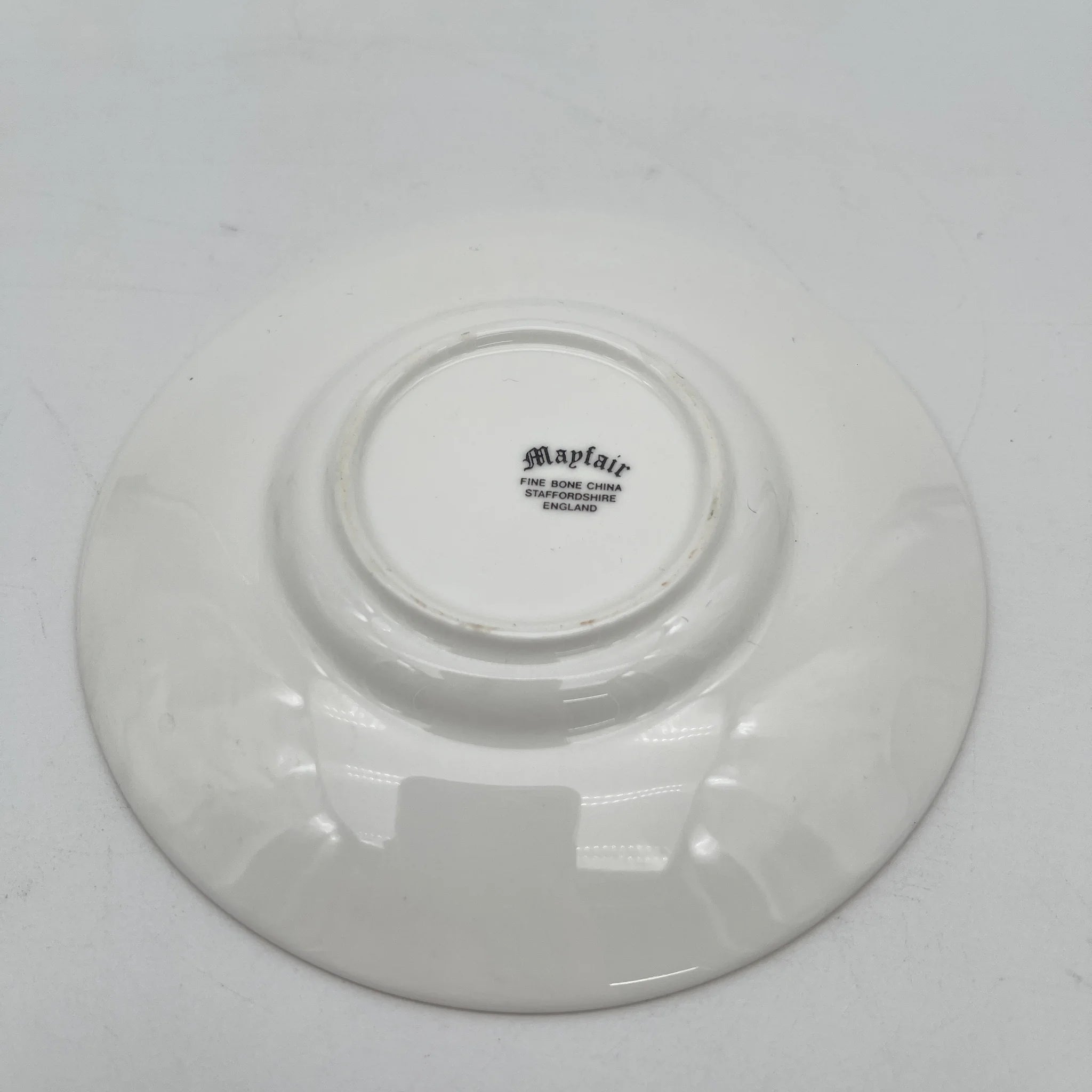 【复古】咖啡杯&茶托2p / Mayfair (Mayfair) / 1950-1980年代（推测）/ Fine Bone China /英国/小花花样， 柔和色调，金彩