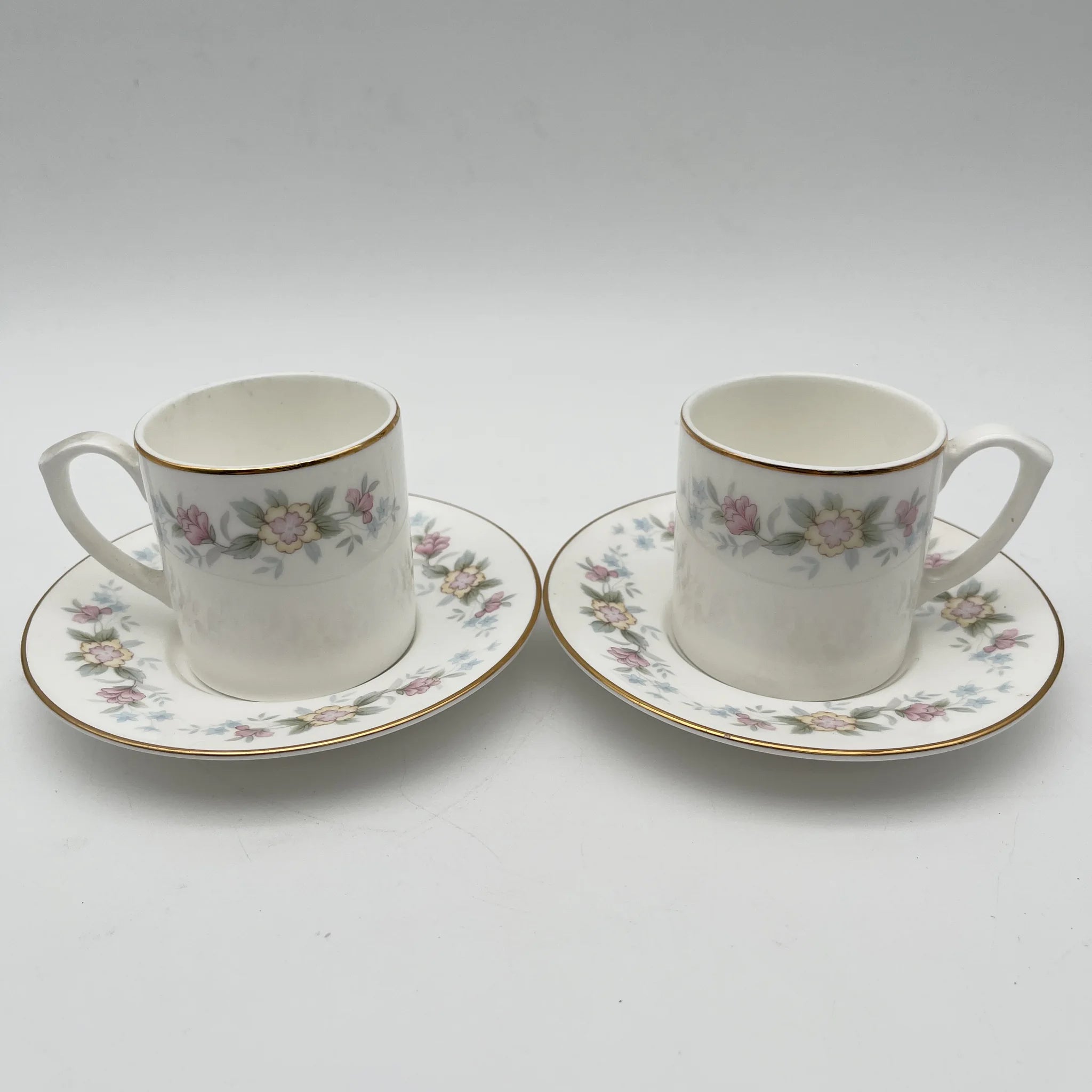 【复古】咖啡杯&茶托2p / Mayfair (Mayfair) / 1950-1980年代（推测）/ Fine Bone China /英国/小花花样， 柔和色调，金彩