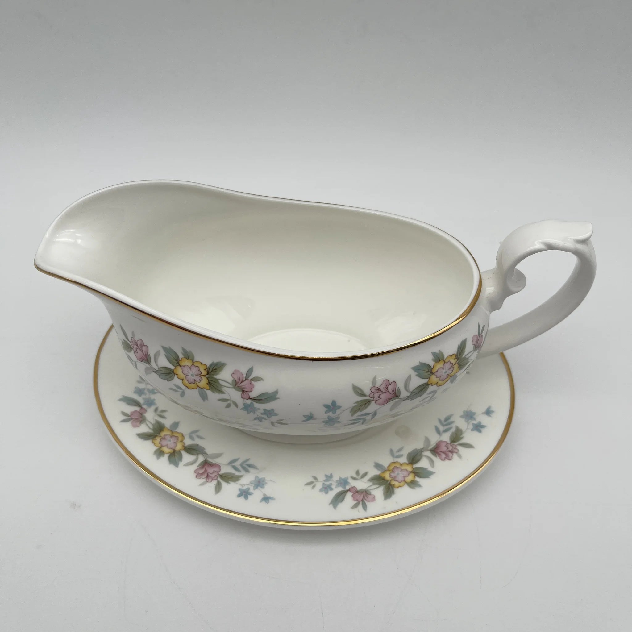 【复古】灰船（索西耶/索西耶船）&索西耶/ Mayfair / 1950-1980年代（推测）/ Fine Bone China /英国 /小花图案，柔和色调，金彩