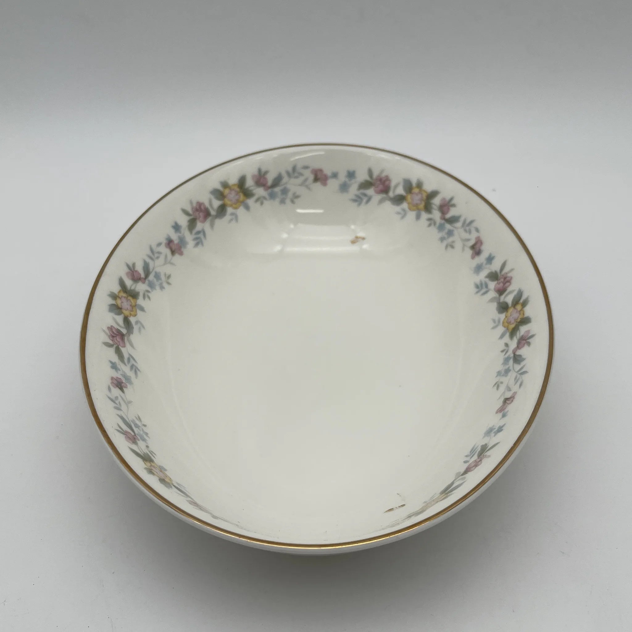 【复古】椭圆形大碗（大碗）/ Mayfair (Mayfair) / 1950-1980年代（推测）/ Fine Bone China /英国/小花花样， 柔和色调，金彩