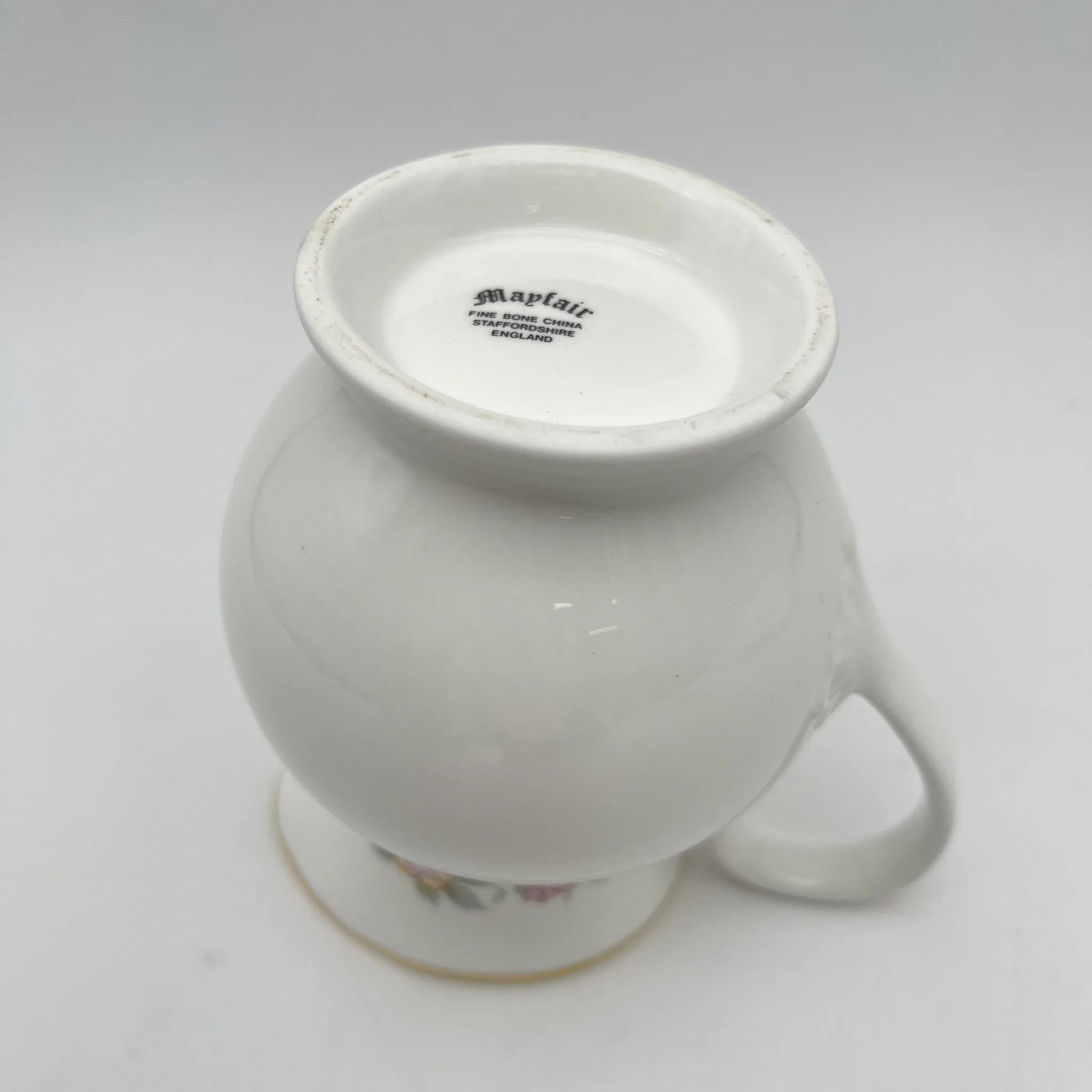 【复古】牛奶瓶/ Mayfair / 1950-1980年代（推测）/ Fine Bone China /英国/小花花样， 柔和色调，金彩