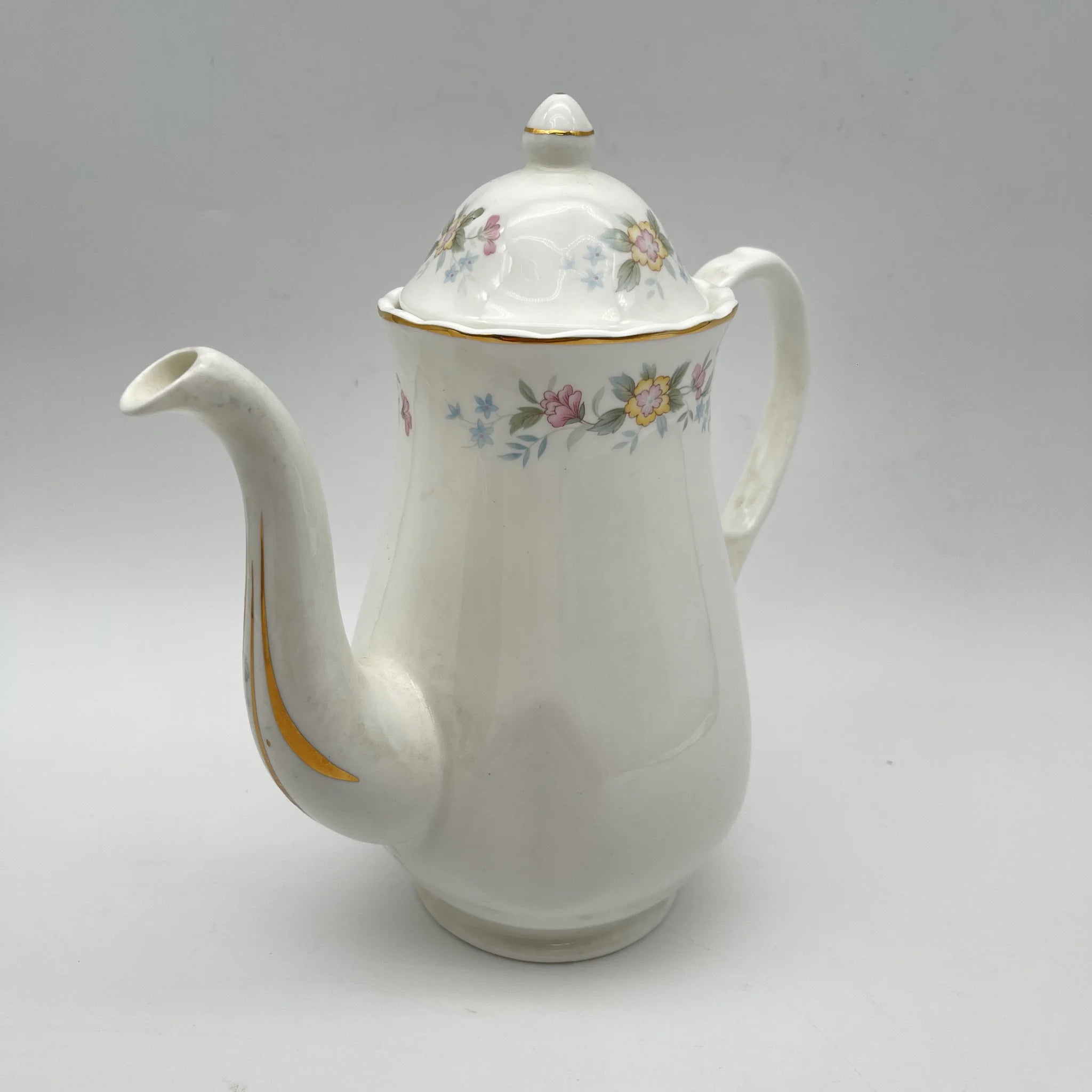 【复古】茶壶/ Mayfair (Mayfair) / 1950-1980年代（推定）/ Fine Bone China /英国/小花图案，柔和色调，金彩