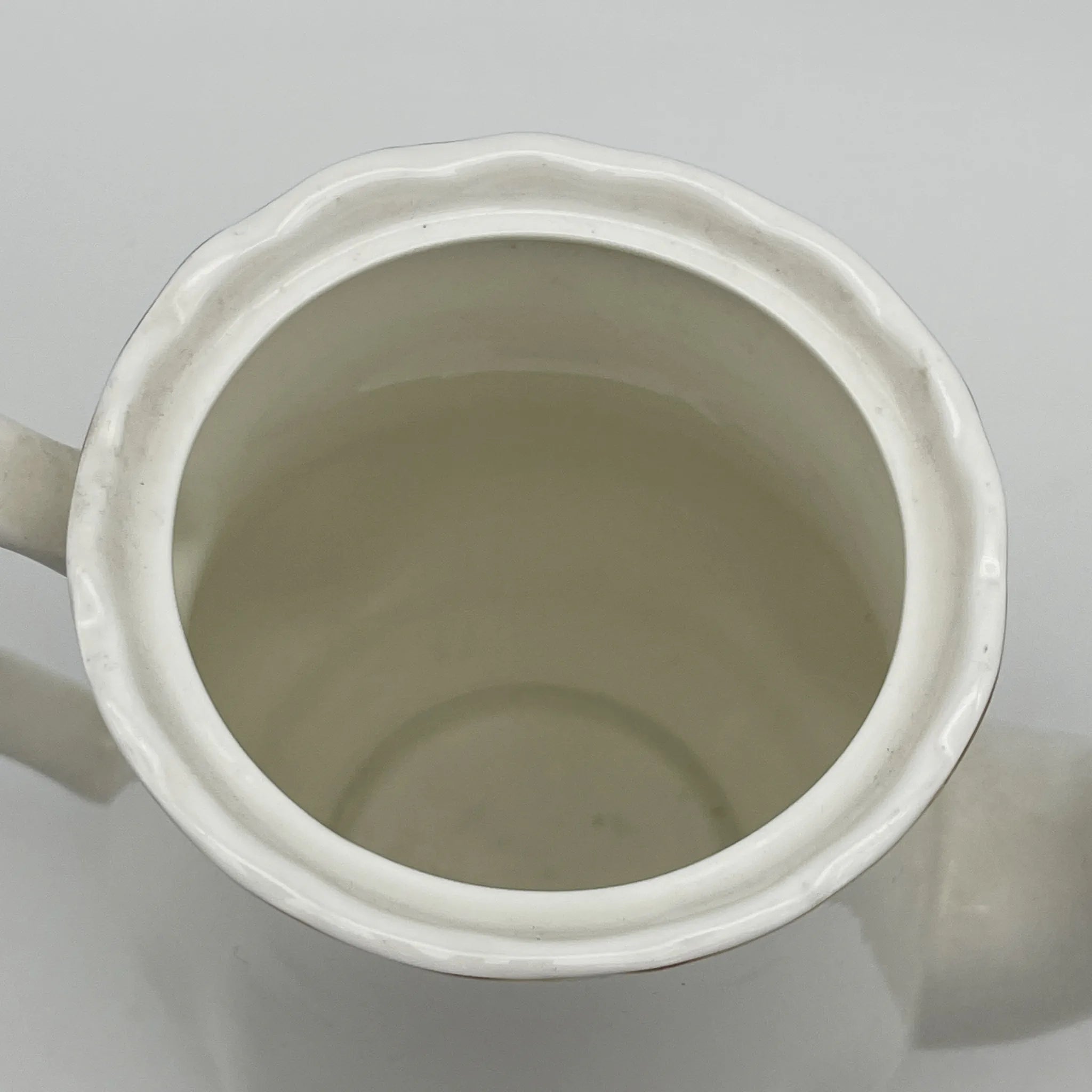 【复古】茶壶/ Mayfair (Mayfair) / 1950-1980年代（推定）/ Fine Bone China /英国/小花图案，柔和色调，金彩