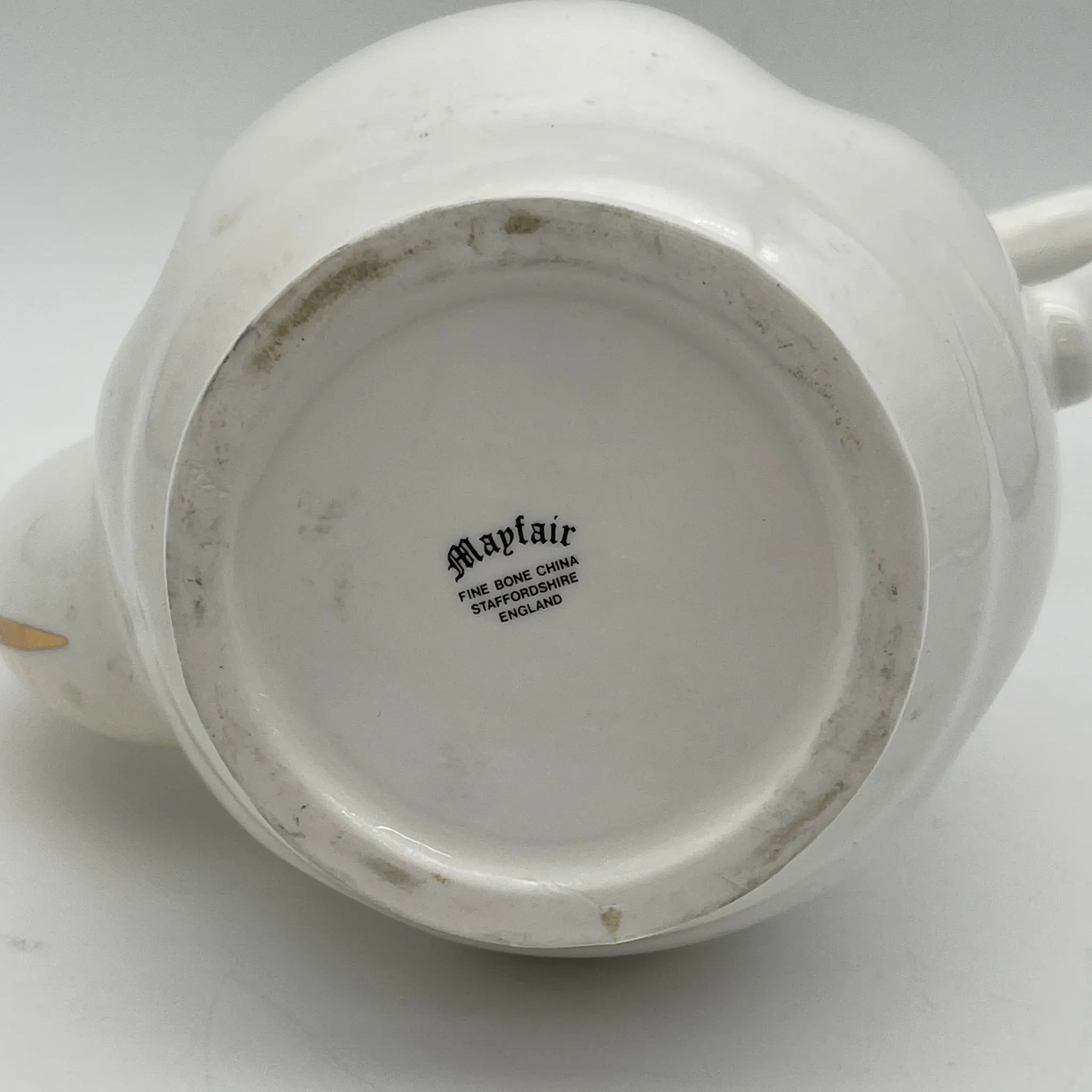 【复古】茶壶/ Mayfair (Mayfair) / 1950-1980年代（推定）/ Fine Bone China /英国/小花图案，柔和色调，金彩
