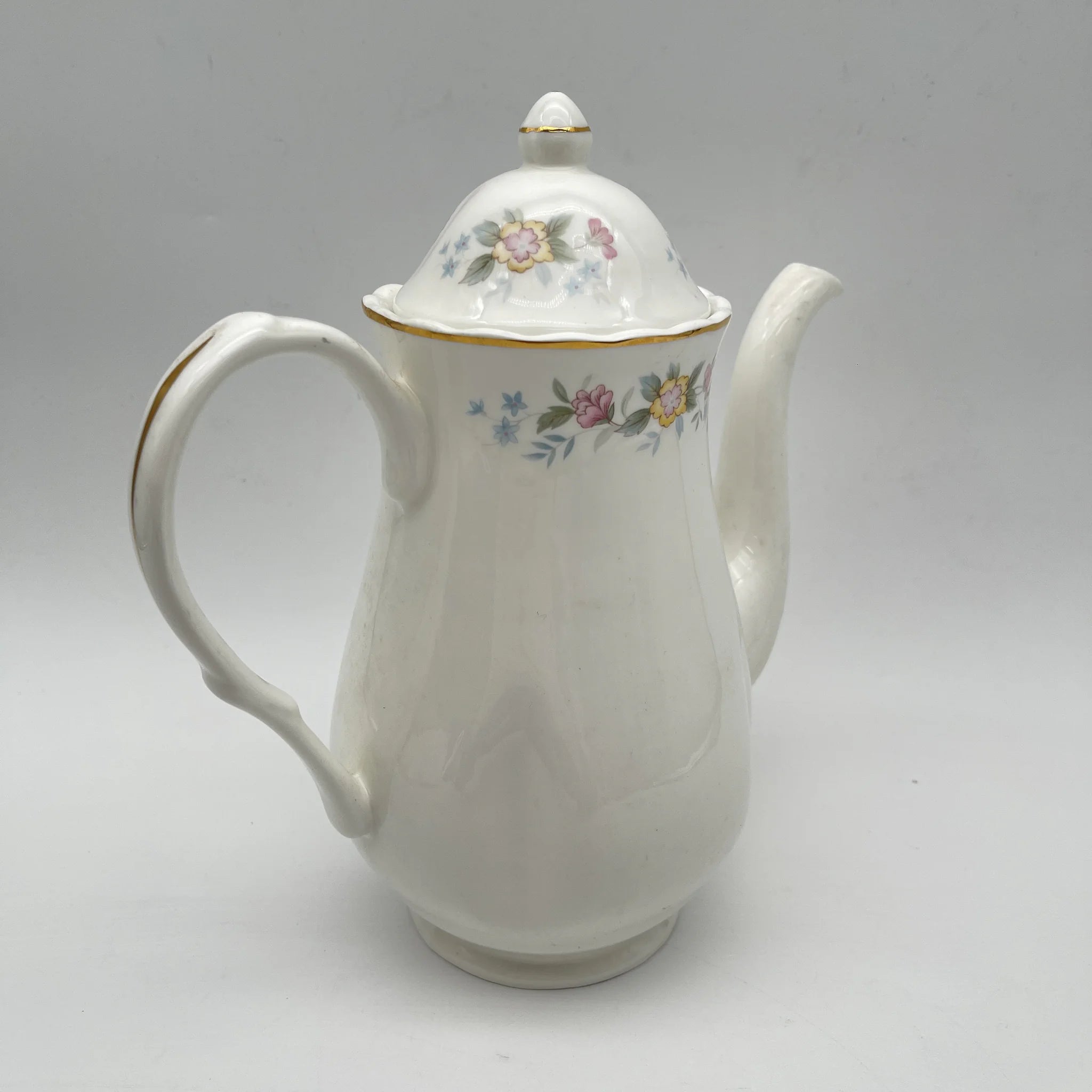 【复古】茶壶/ Mayfair (Mayfair) / 1950-1980年代（推定）/ Fine Bone China /英国/小花图案，柔和色调，金彩