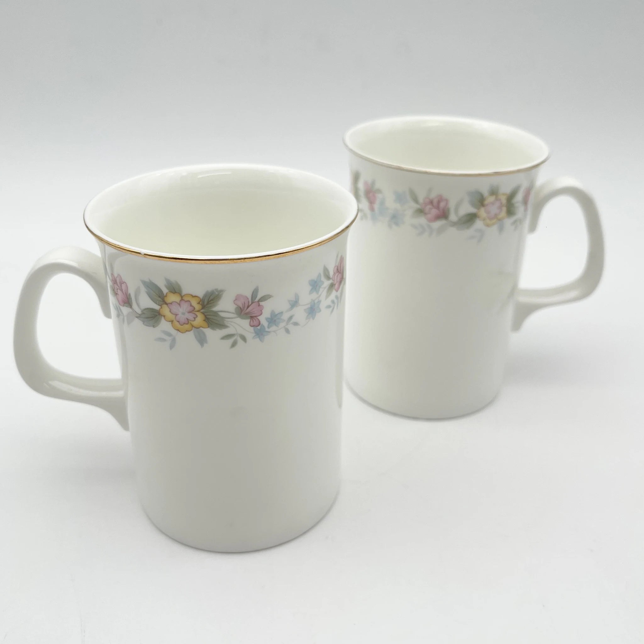 【复古】马克杯2p / Mayfair (Mayfair) / 1950-1980年代（推定）/ Fine Bone China /英国/小花图案，柔和色调，金彩
