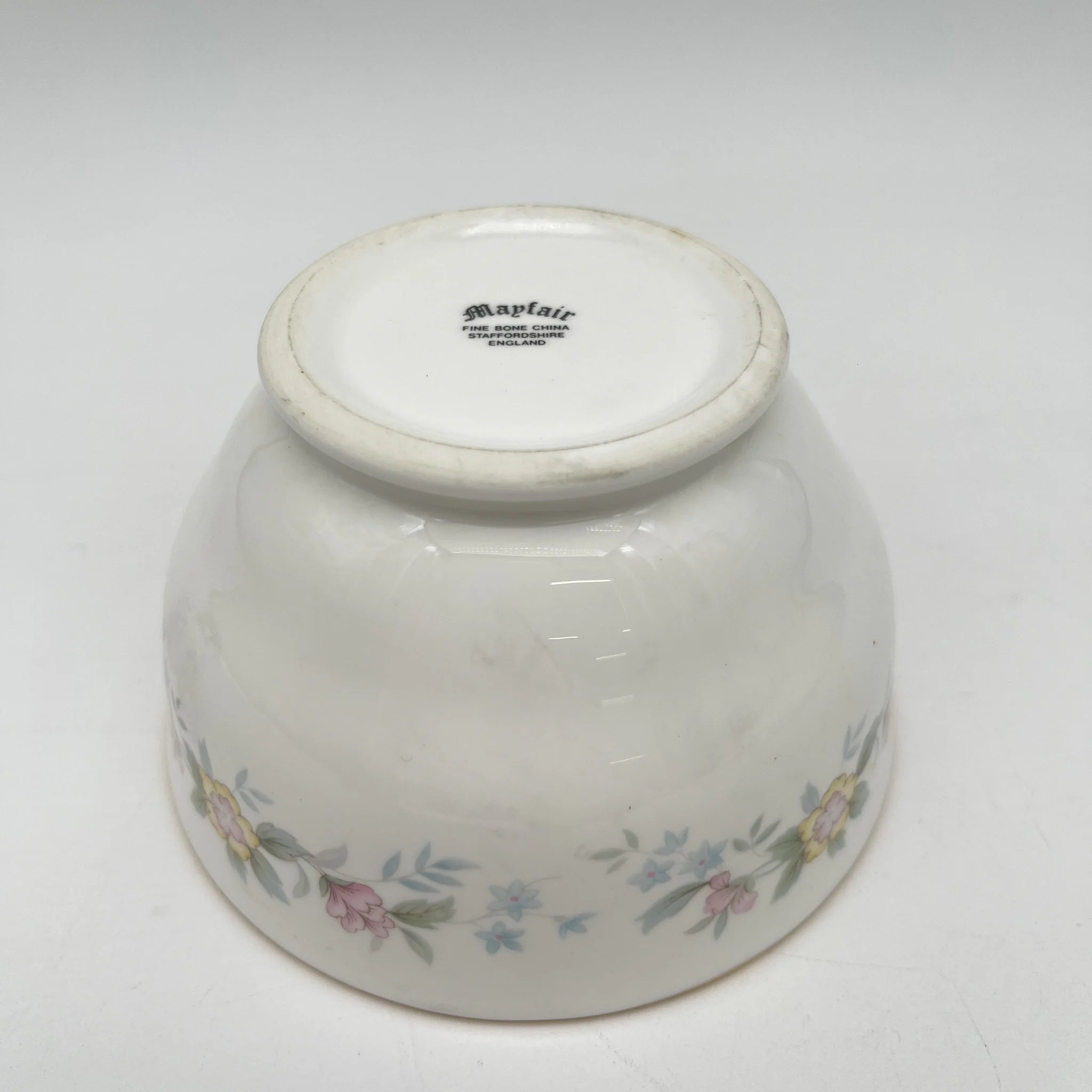 【复古】咖啡杯/ Mayfair (Mayfair) / 1950-1980年代（推测）/ Fine Bone China /英国/小花图案，柔和色调，金彩