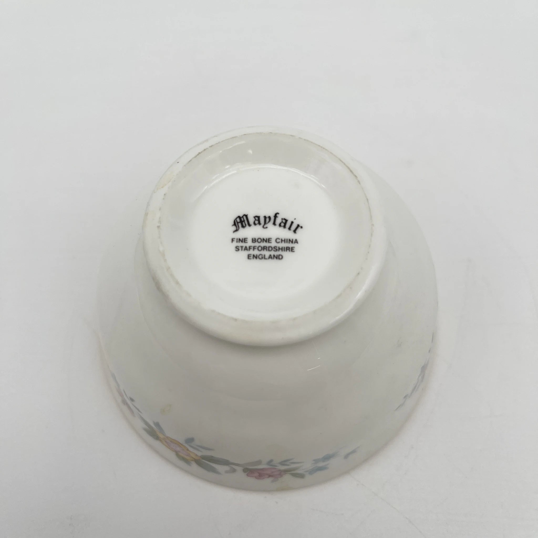 【复古】咖啡杯/ Mayfair (Mayfair) / 1950-1980年代（推测）/ Fine Bone China /英国/小花图案，柔和色调，金彩