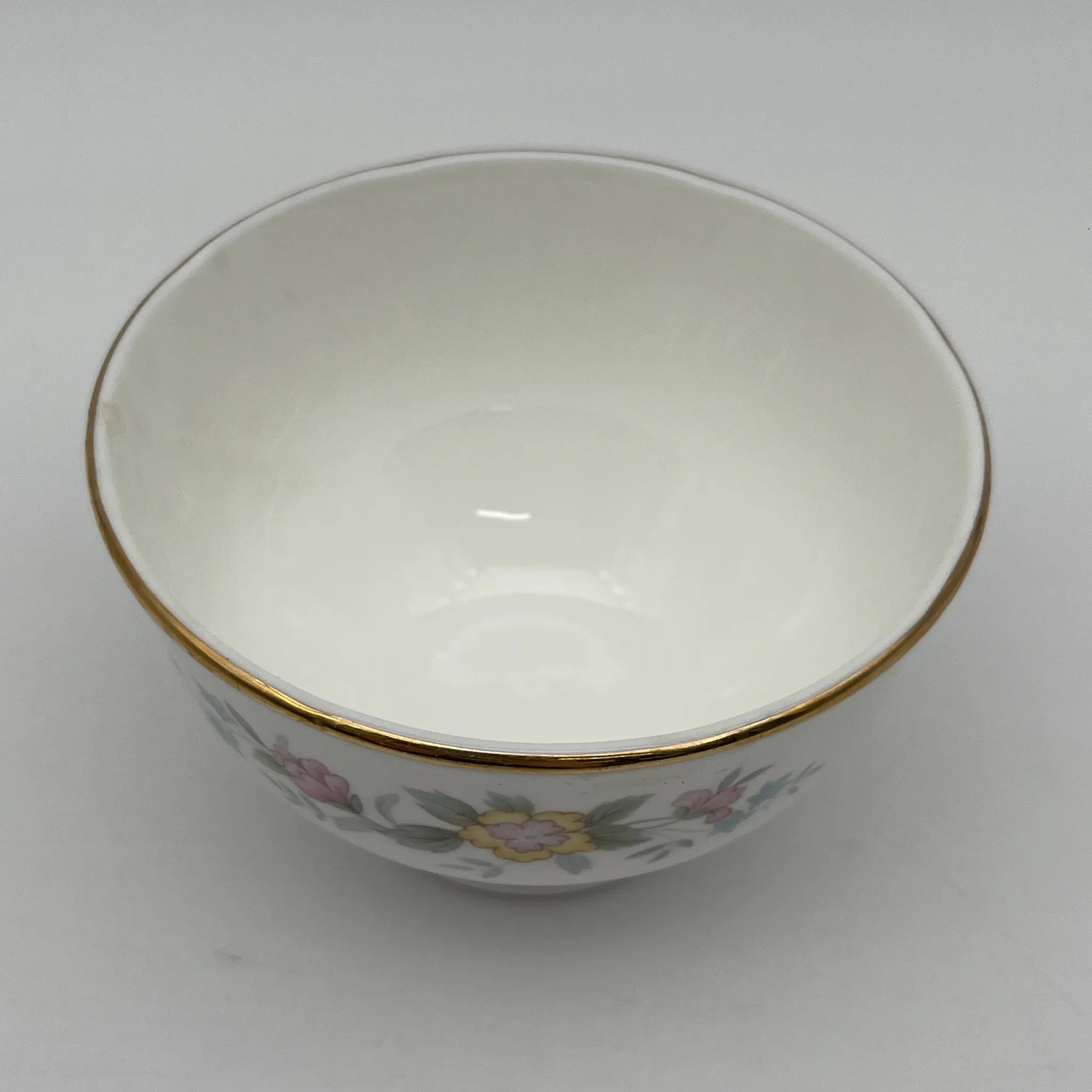 【复古】咖啡杯/ Mayfair (Mayfair) / 1950-1980年代（推测）/ Fine Bone China /英国/小花图案，柔和色调，金彩