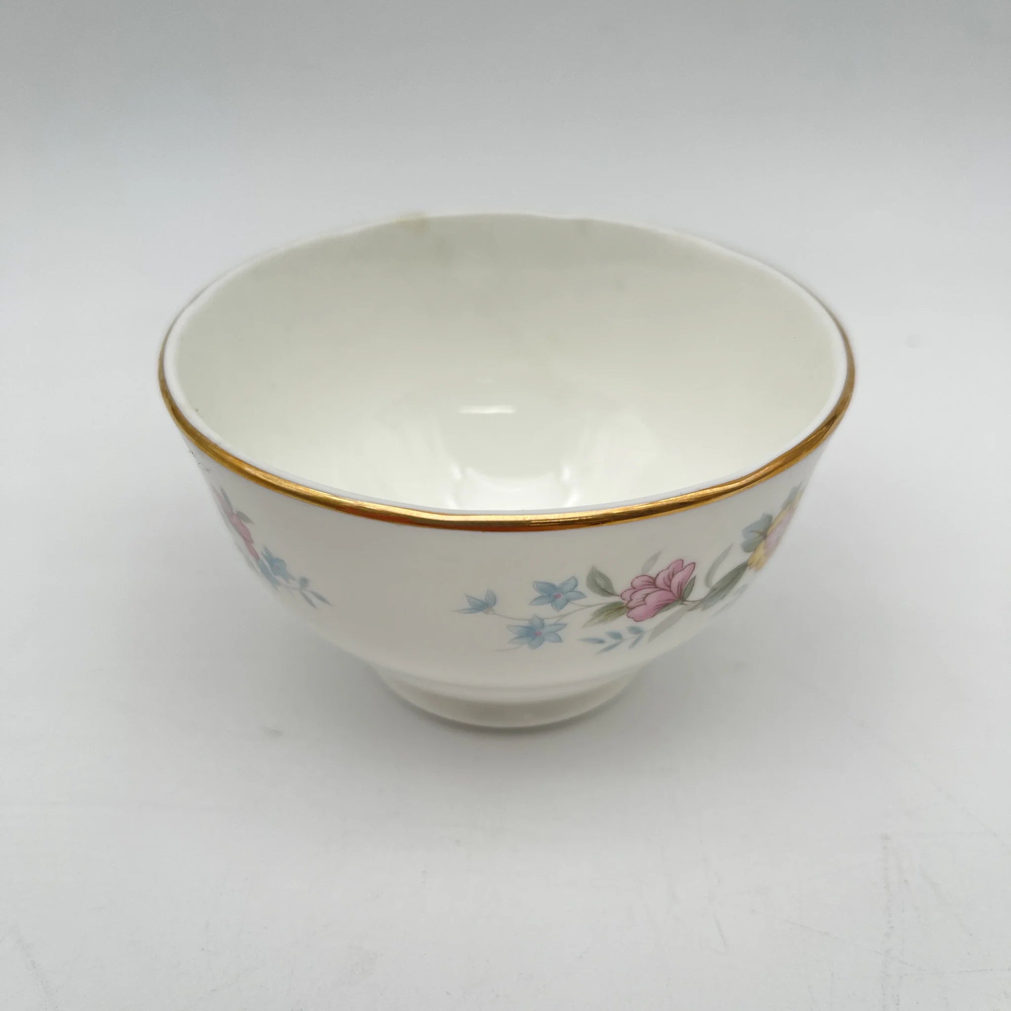 【复古】咖啡杯/ Mayfair (Mayfair) / 1950-1980年代（推测）/ Fine Bone China /英国/小花图案，柔和色调，金彩