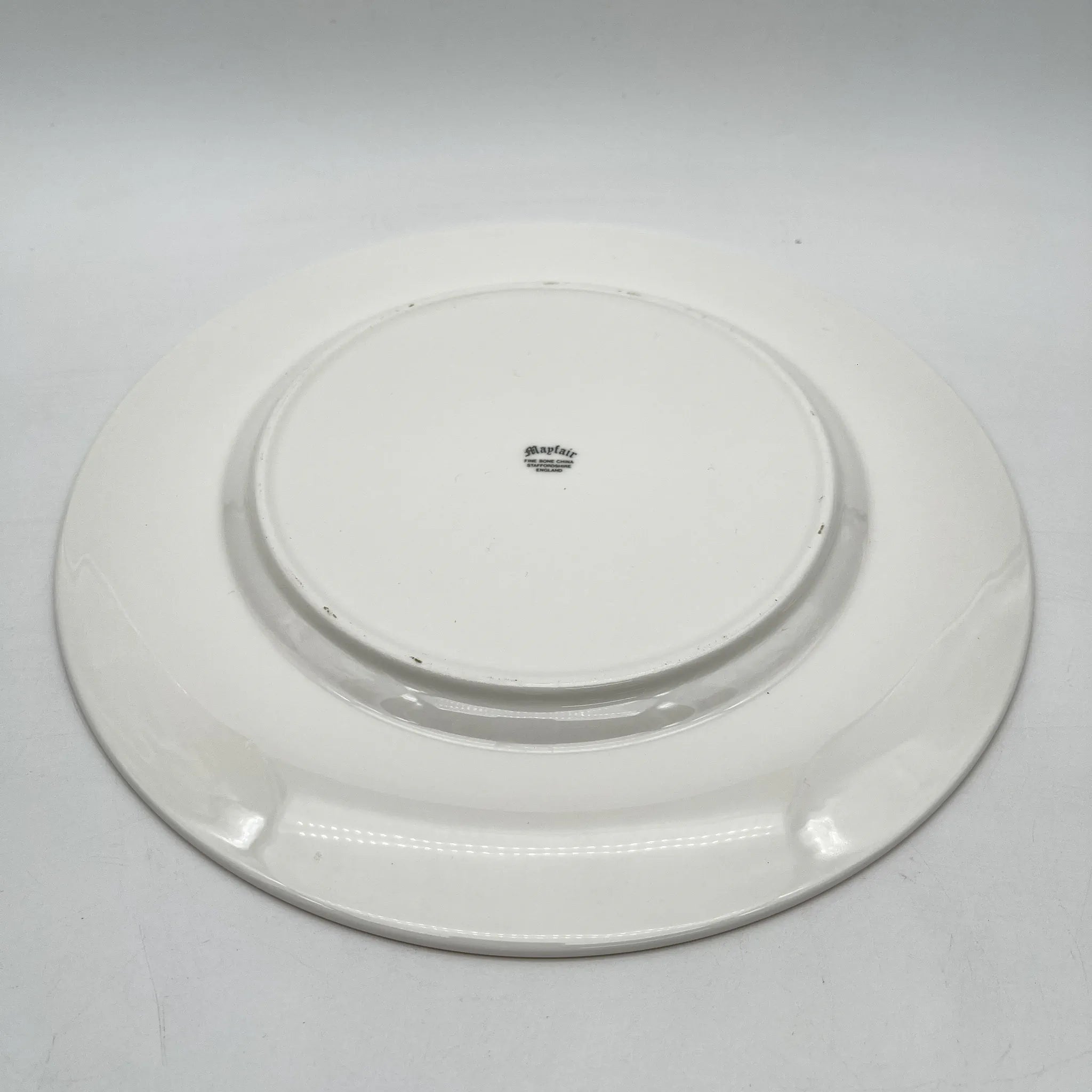 【复古】晚餐&甜点盘组套/ Mayfair (Mayfair) / 1950-1980年代（推测）/ Fine Bone China /英国/小花花样， 柔和色调，金彩