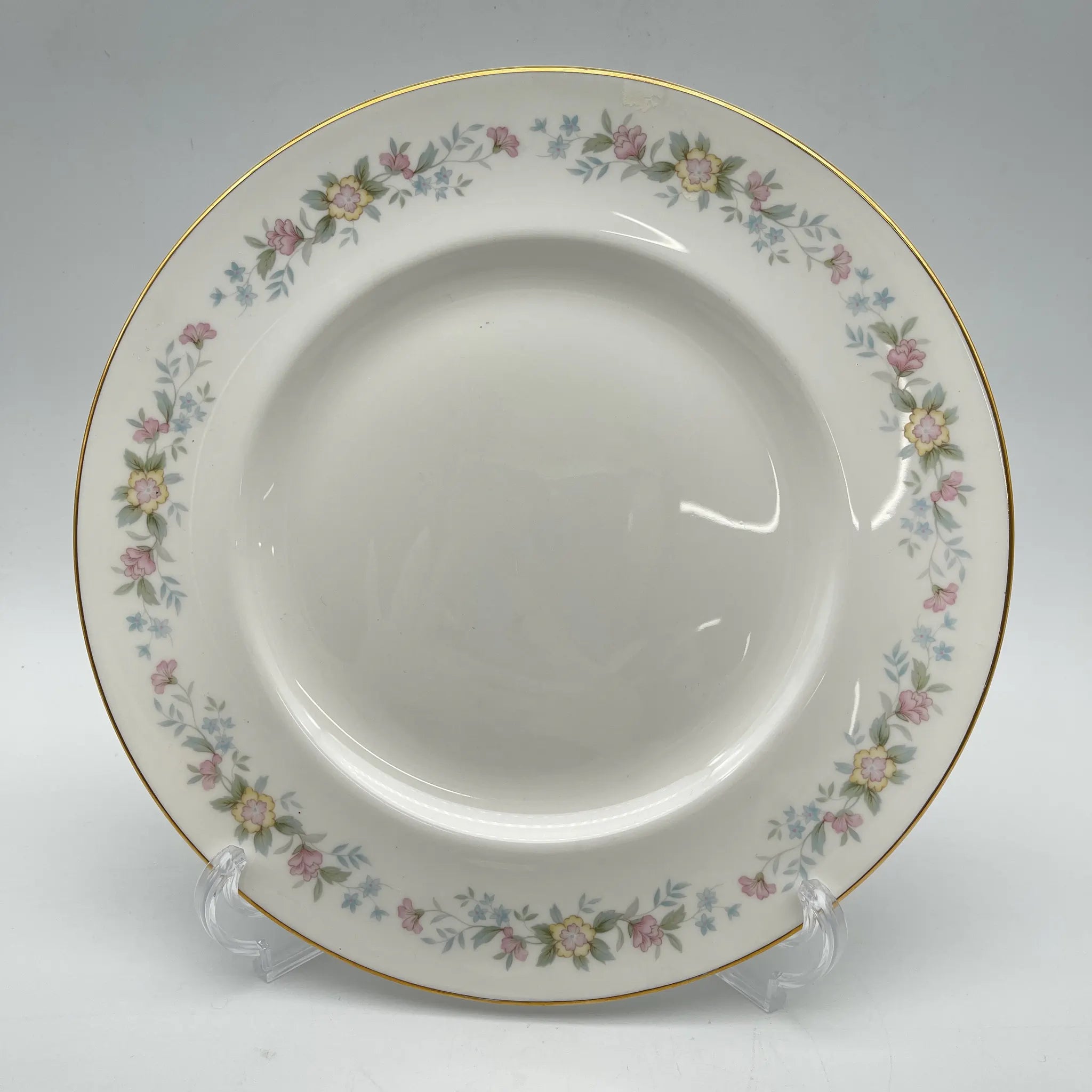 【复古】晚餐&甜点盘套装+备件盘/ Mayfair (Mayfair) / 1950-1980年代（推测）/ Fine Bone China /英国/ 小花图案，柔和色调，金彩