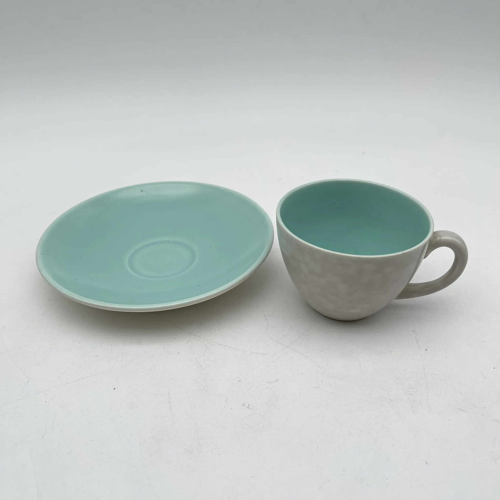 【葡萄酒】茶壶+杯子&碟子3p套装/ Poole Pottery（泳池壶）/ Twintone / Ice Green & Seagull / 1950-1960年代（估计）/陶器/英国/双色，斑点图案，海鸥蛋