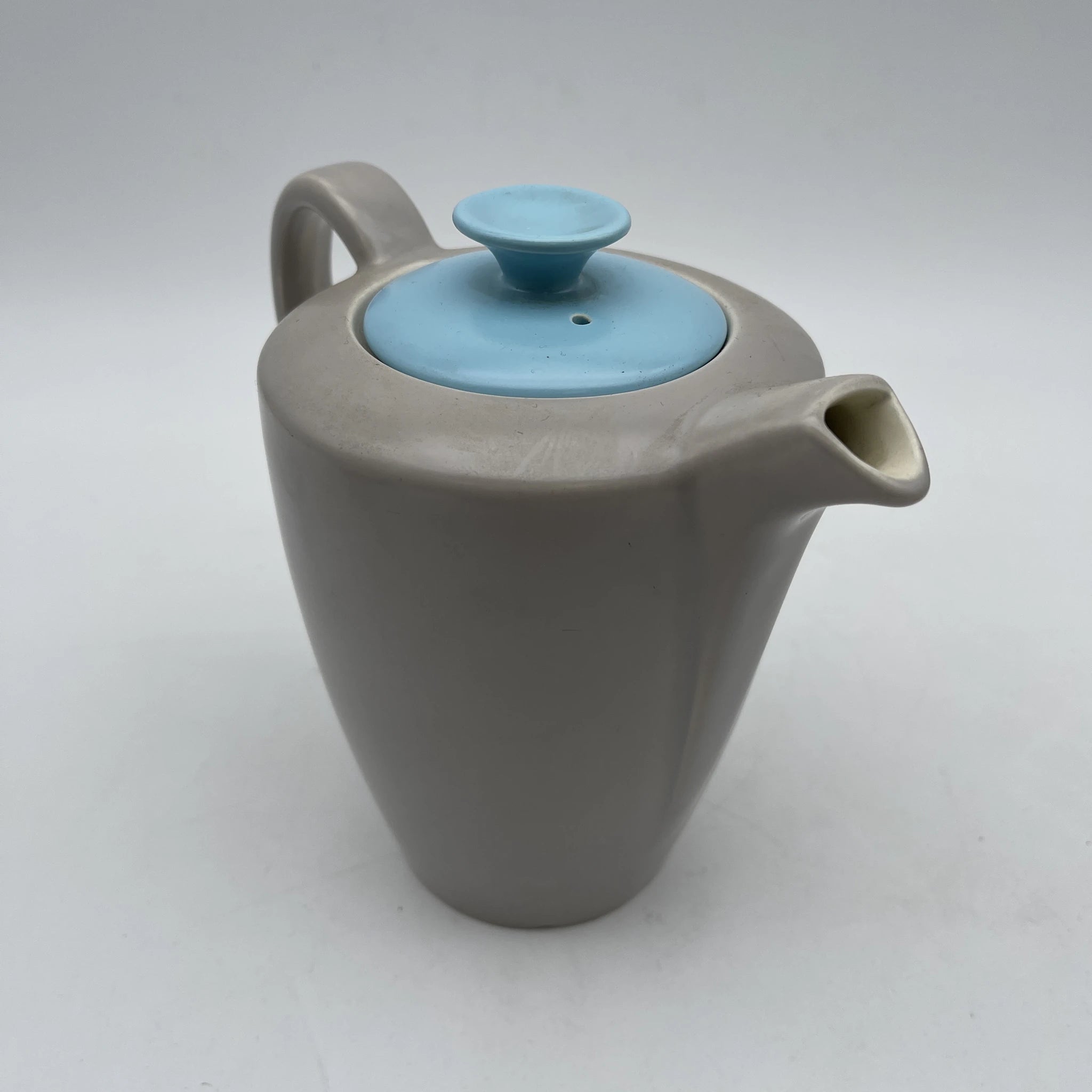 【葡萄酒】茶壶+杯子&碟子3p套装/ Poole Pottery（泳池壶）/ Twintone / Ice Green & Seagull / 1950-1960年代（估计）/陶器/英国/双色，斑点图案，海鸥蛋