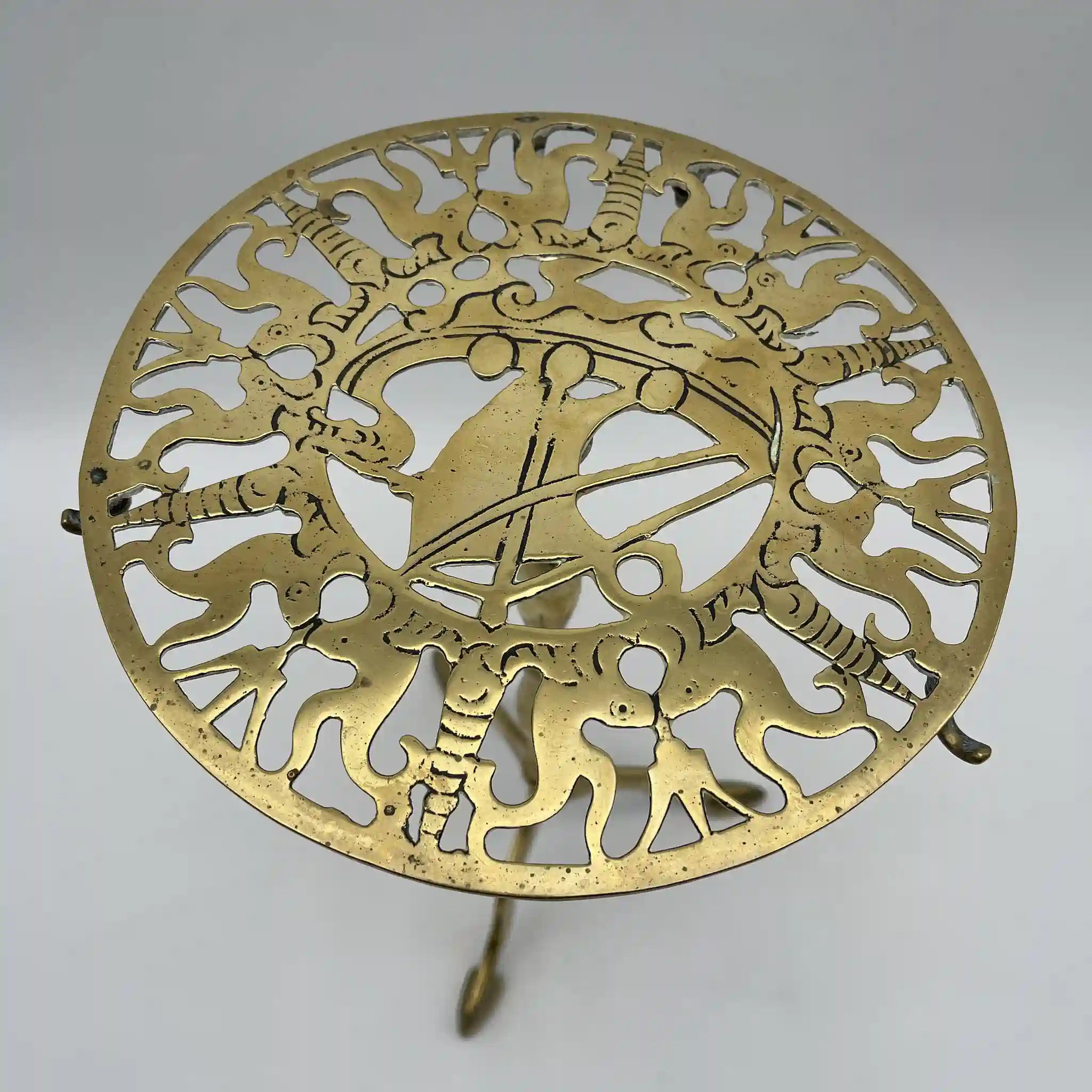 [Antique] Multipurpose stand / Estimated early 20C / Brass / British / With hook, openwork, sailing ship motif